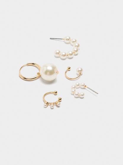 Set Of Earrings And Earjackets With Pearls