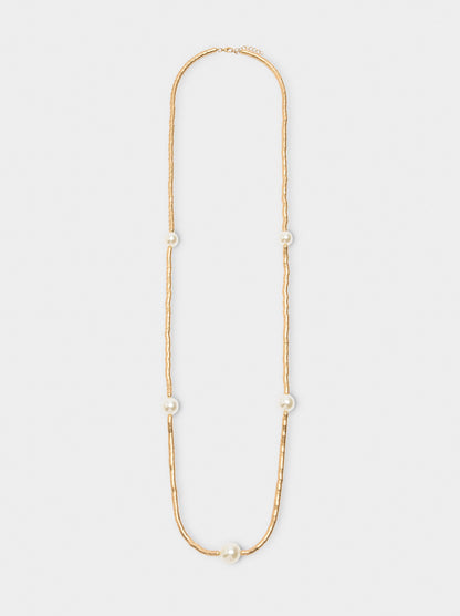 Long Necklace With Pearls