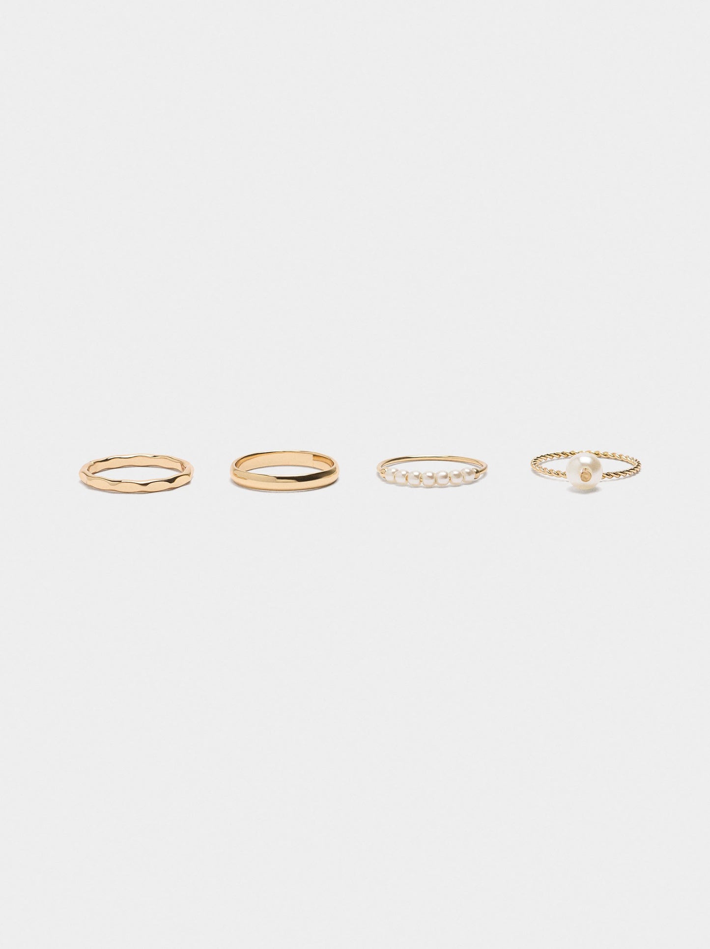 Set Of Rings With Pearls