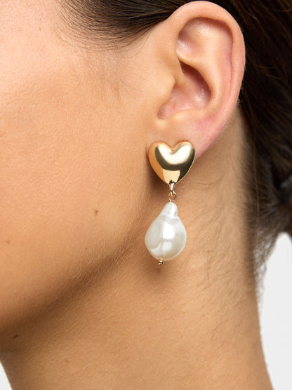 Heart Earrings With Pearls