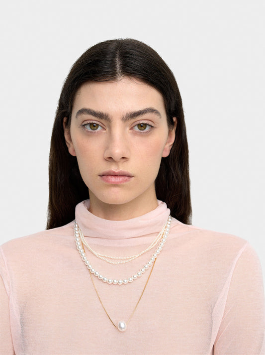 Set Of Short Necklaces With Pearls