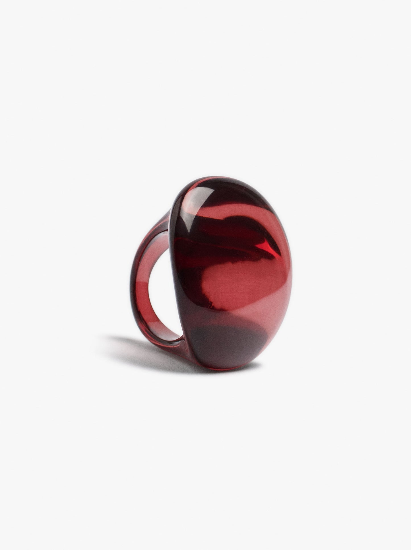 Maxi Ring With Resin