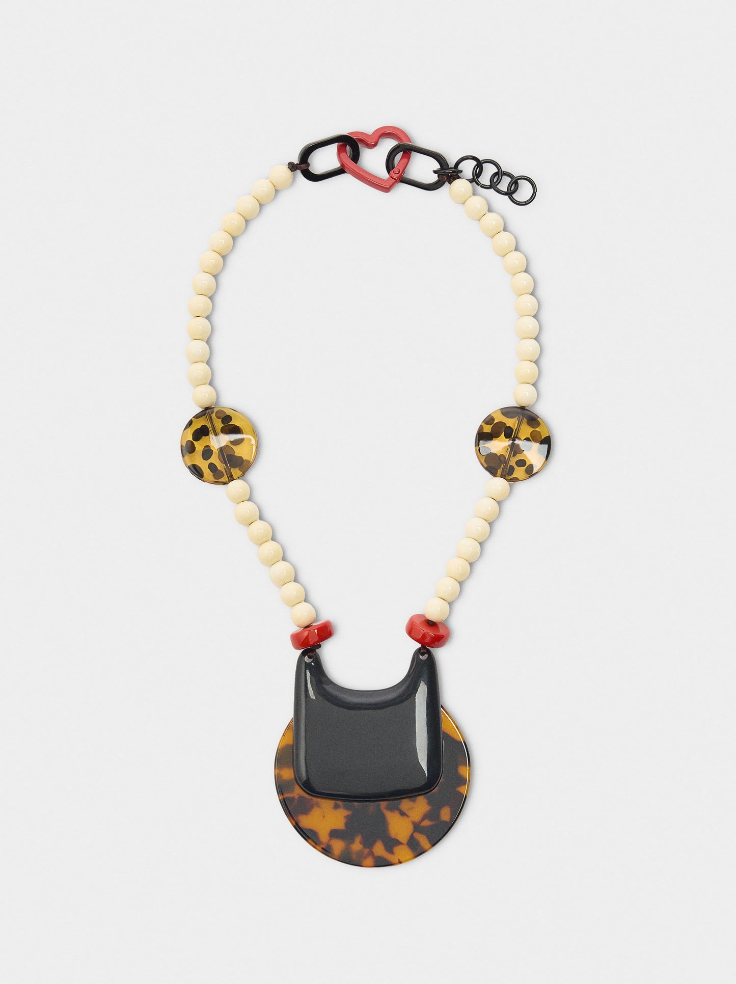 Short Necklace With Tortoise-Effect Pendant