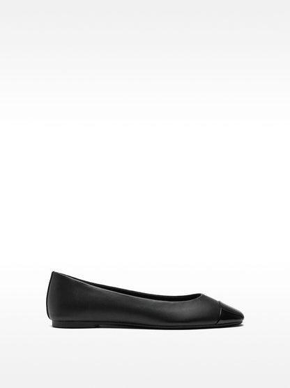 Contrast Ballet Flats