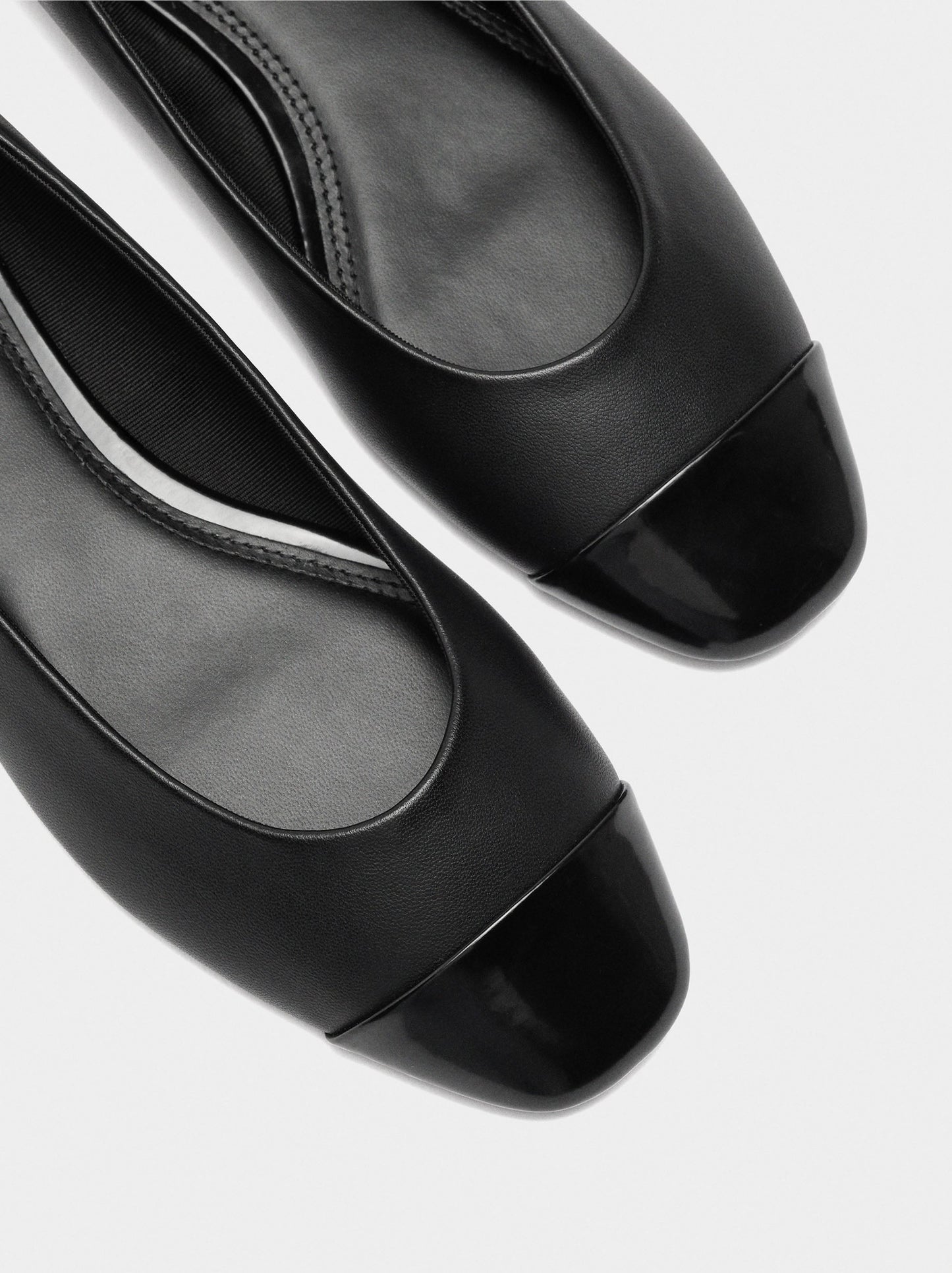 Contrast Ballet Flats