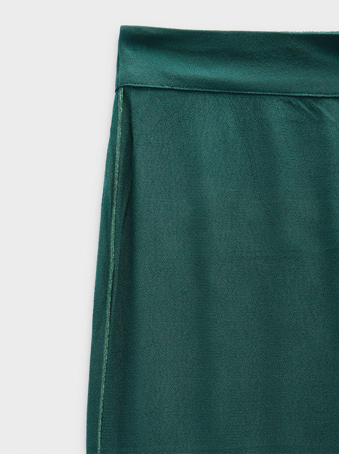 Fluid Trousers With Shiny Detail