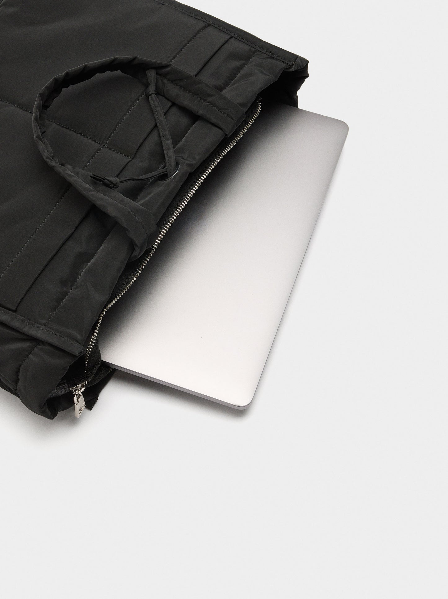 13" Laptop Bag In Nylon