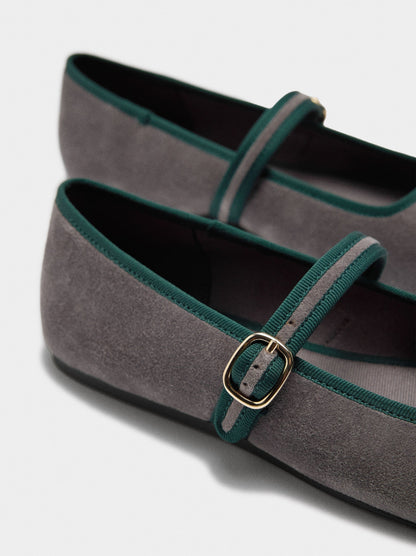 Ballet Flats With Fabric Contrast