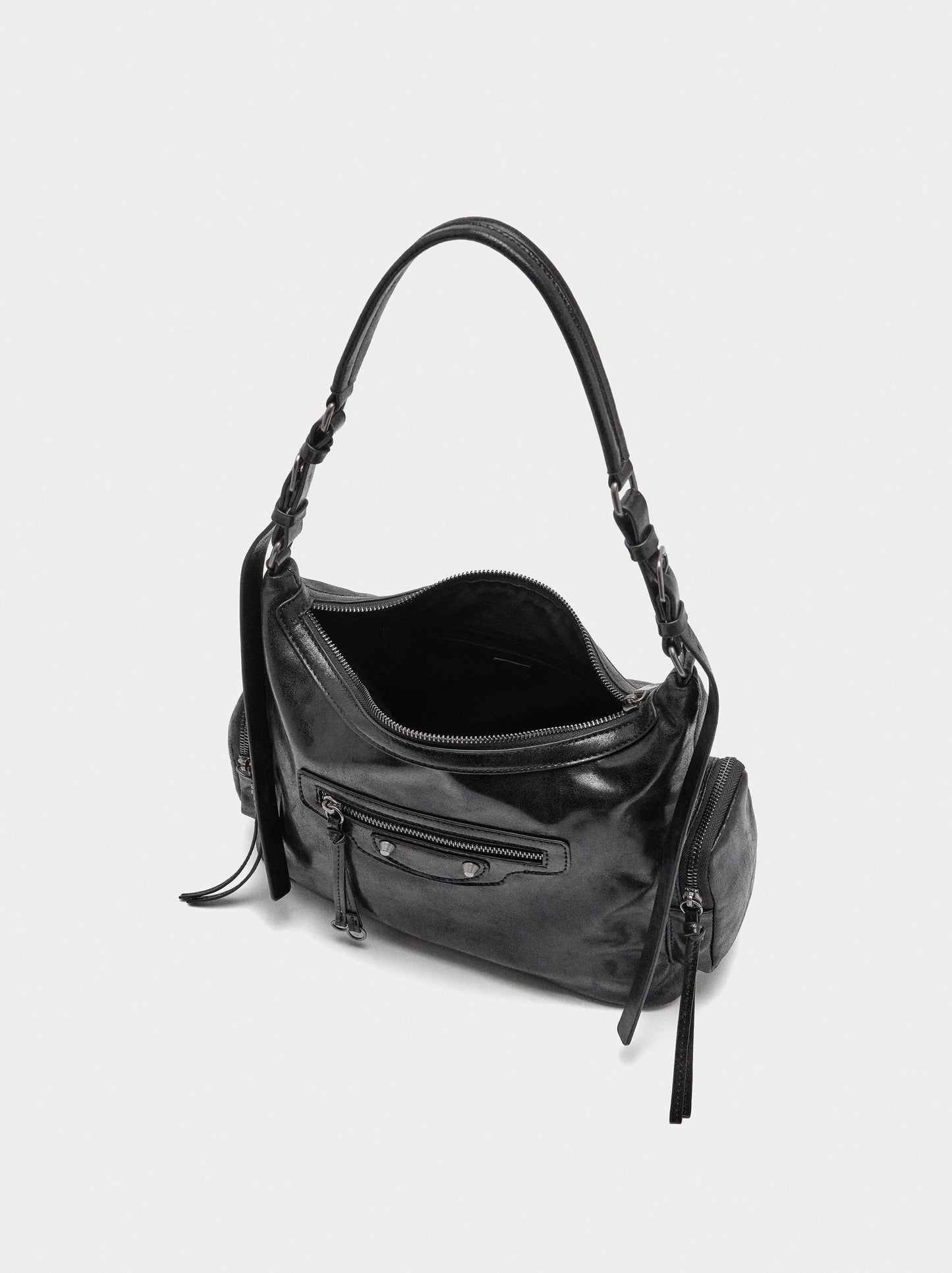 Shoulder Bag With Aged Effect