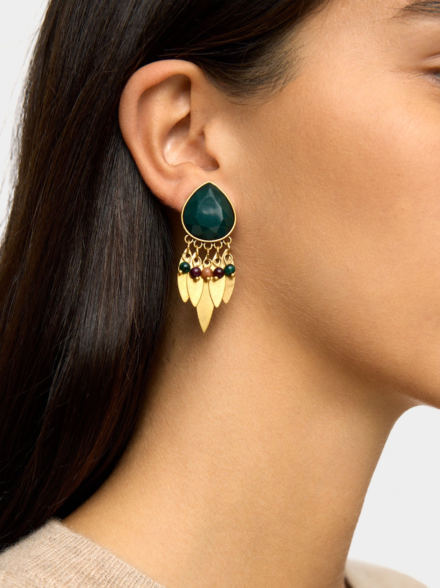 Oval Earrings With Petals