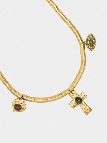 Short Necklace With Stone Pendants