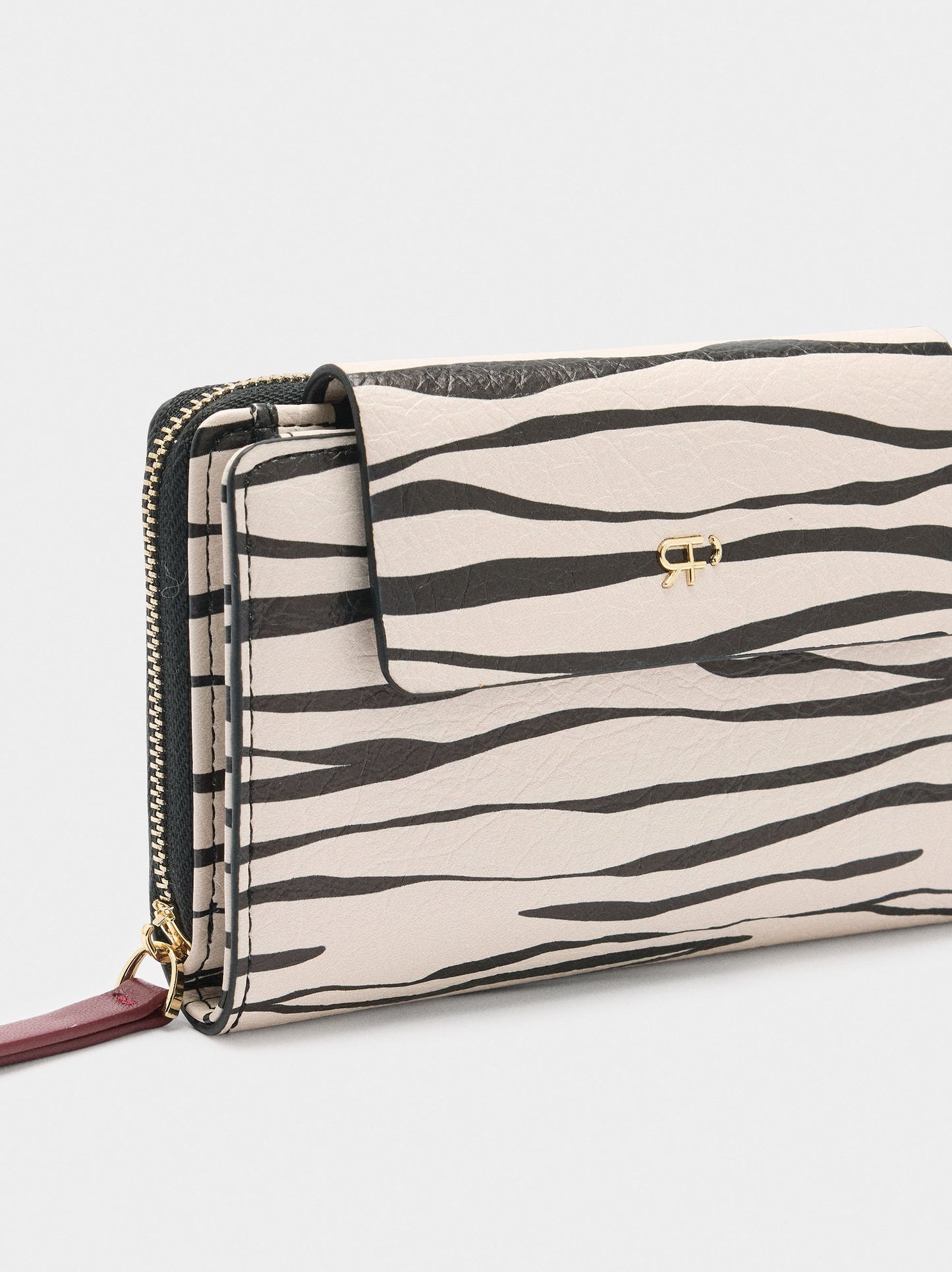 Printed Animal Wallet M