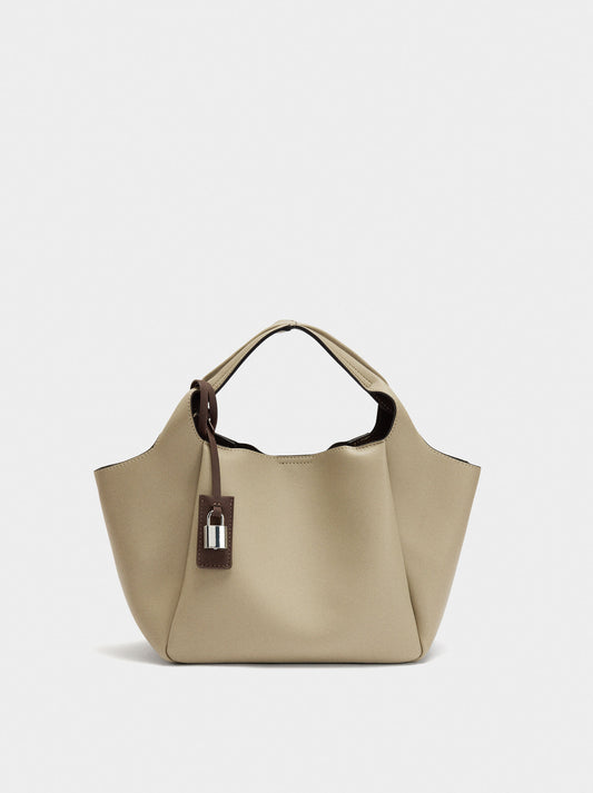 Tote Bag With Pendant