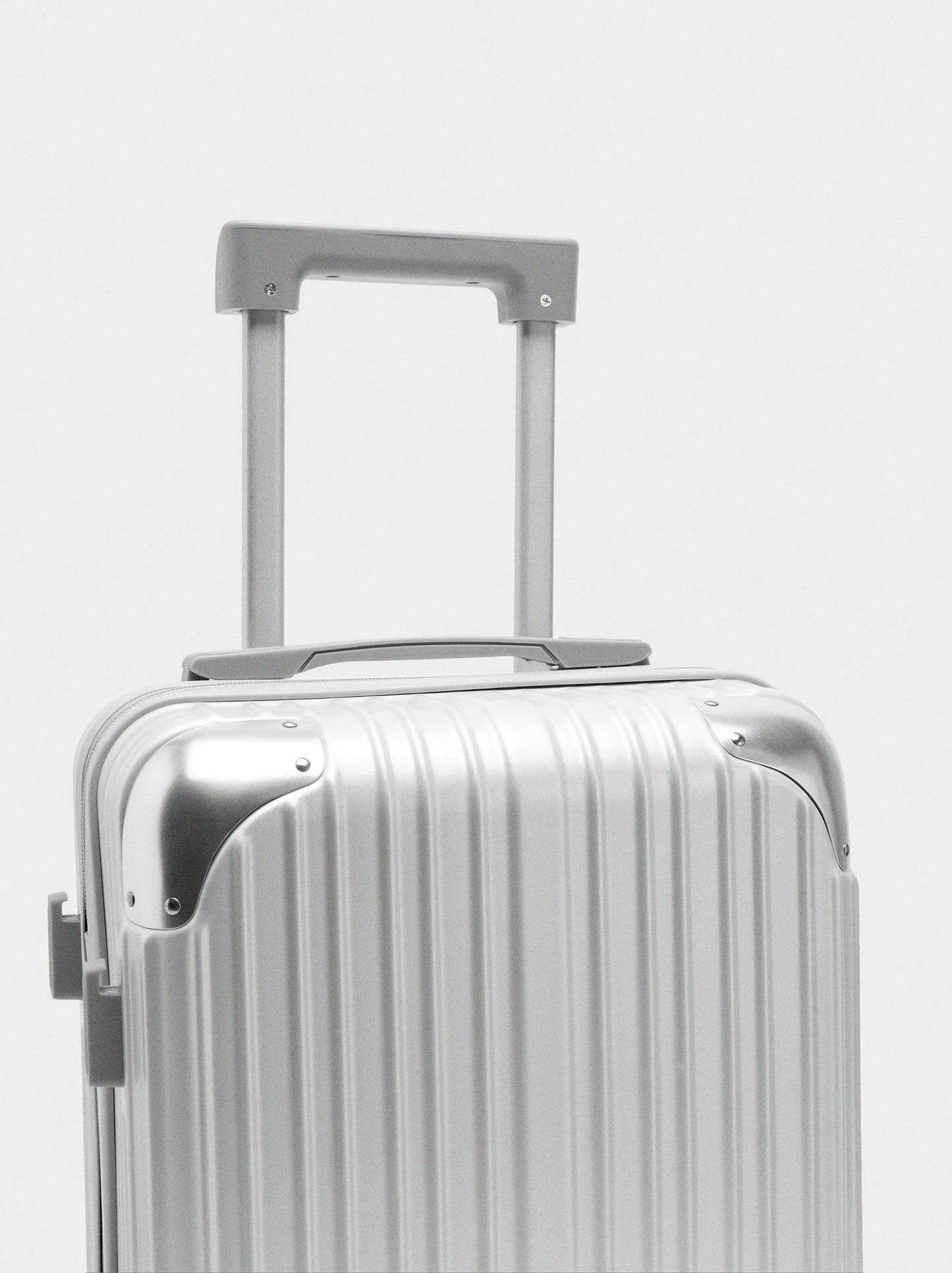 Textured Travel Suitcase S