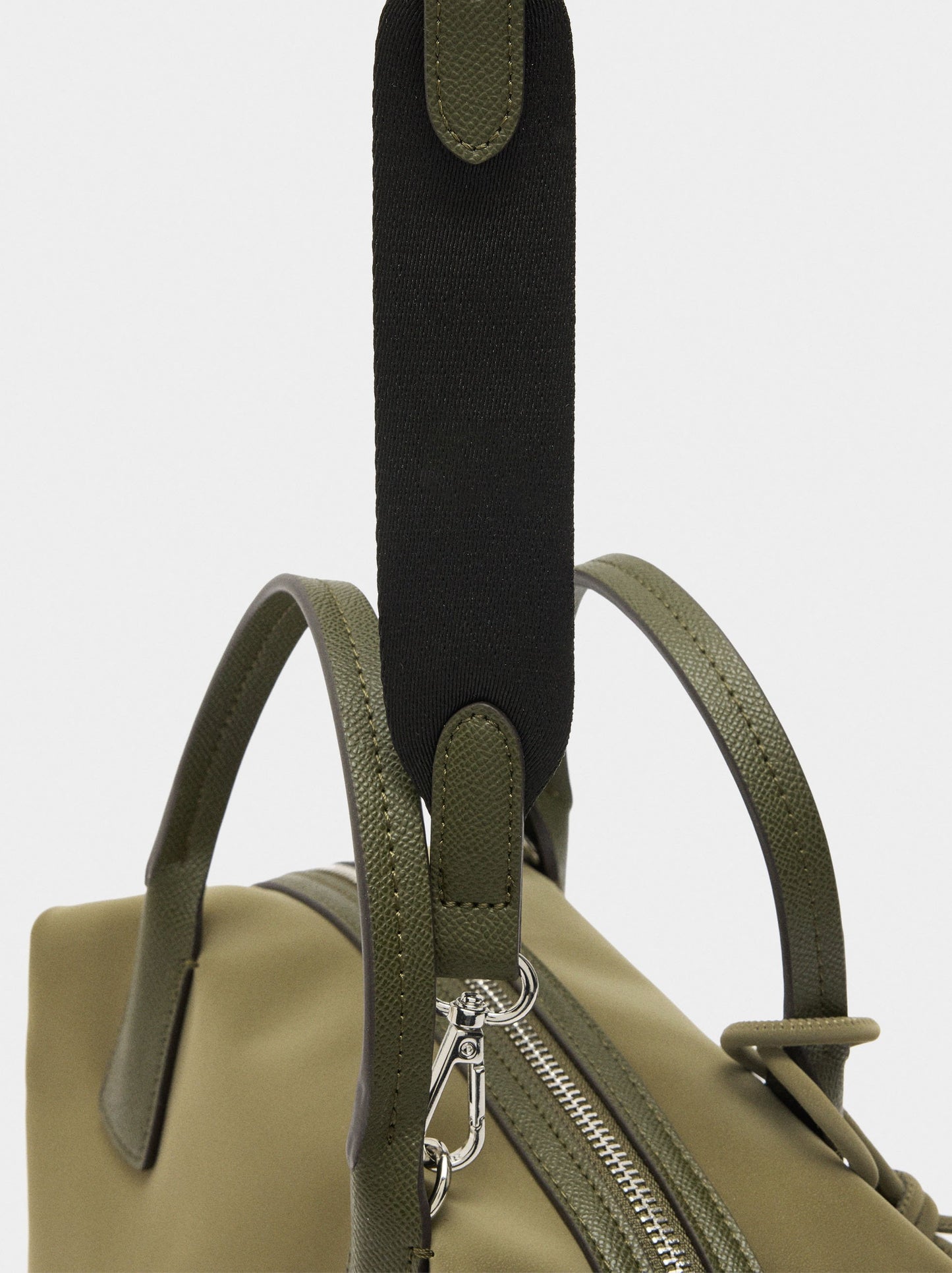 Soft Texture Tote Bag With Pendant