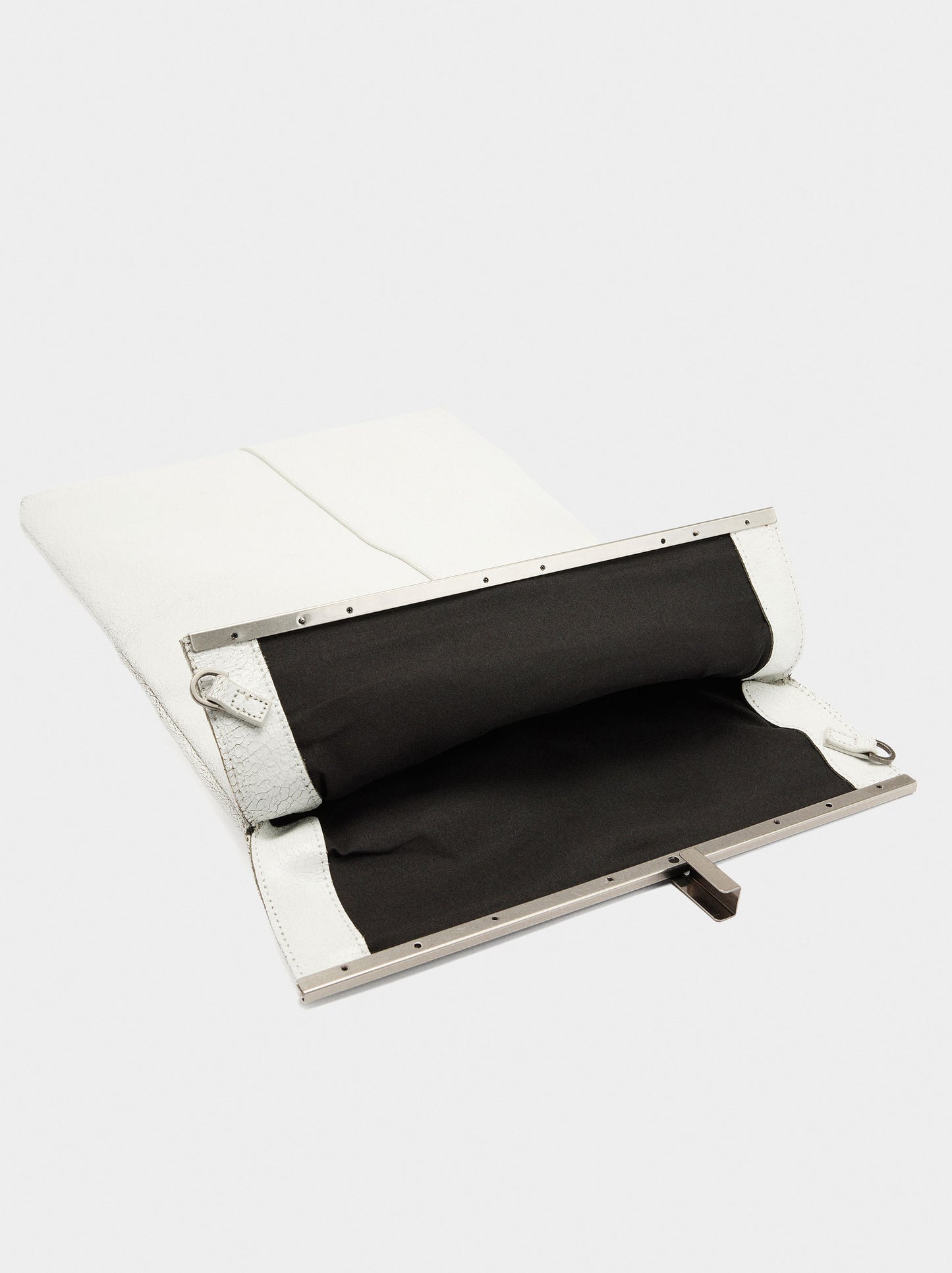 Shoulder Bag With Cracked Leather