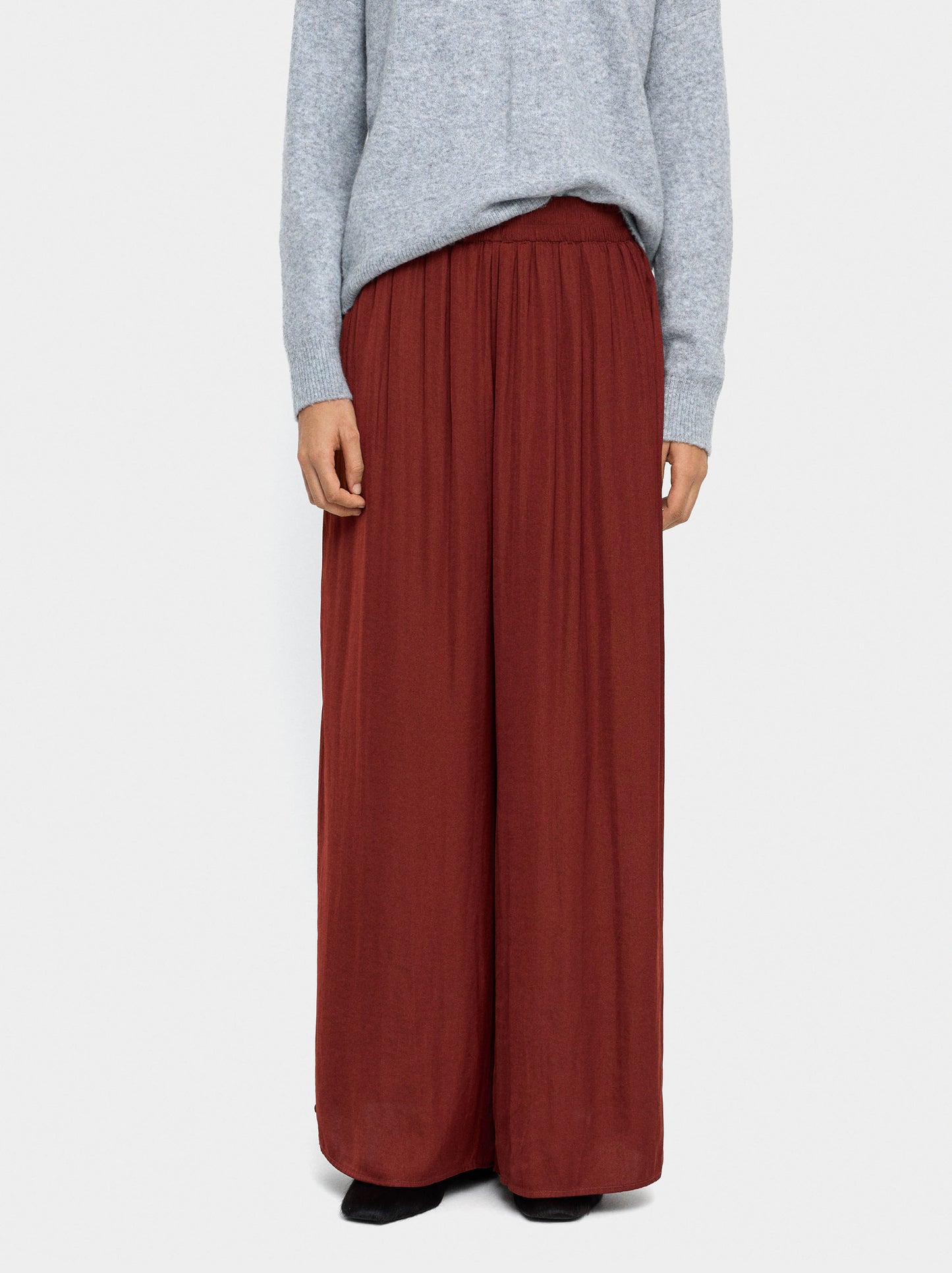 Straight Trousers With Darts