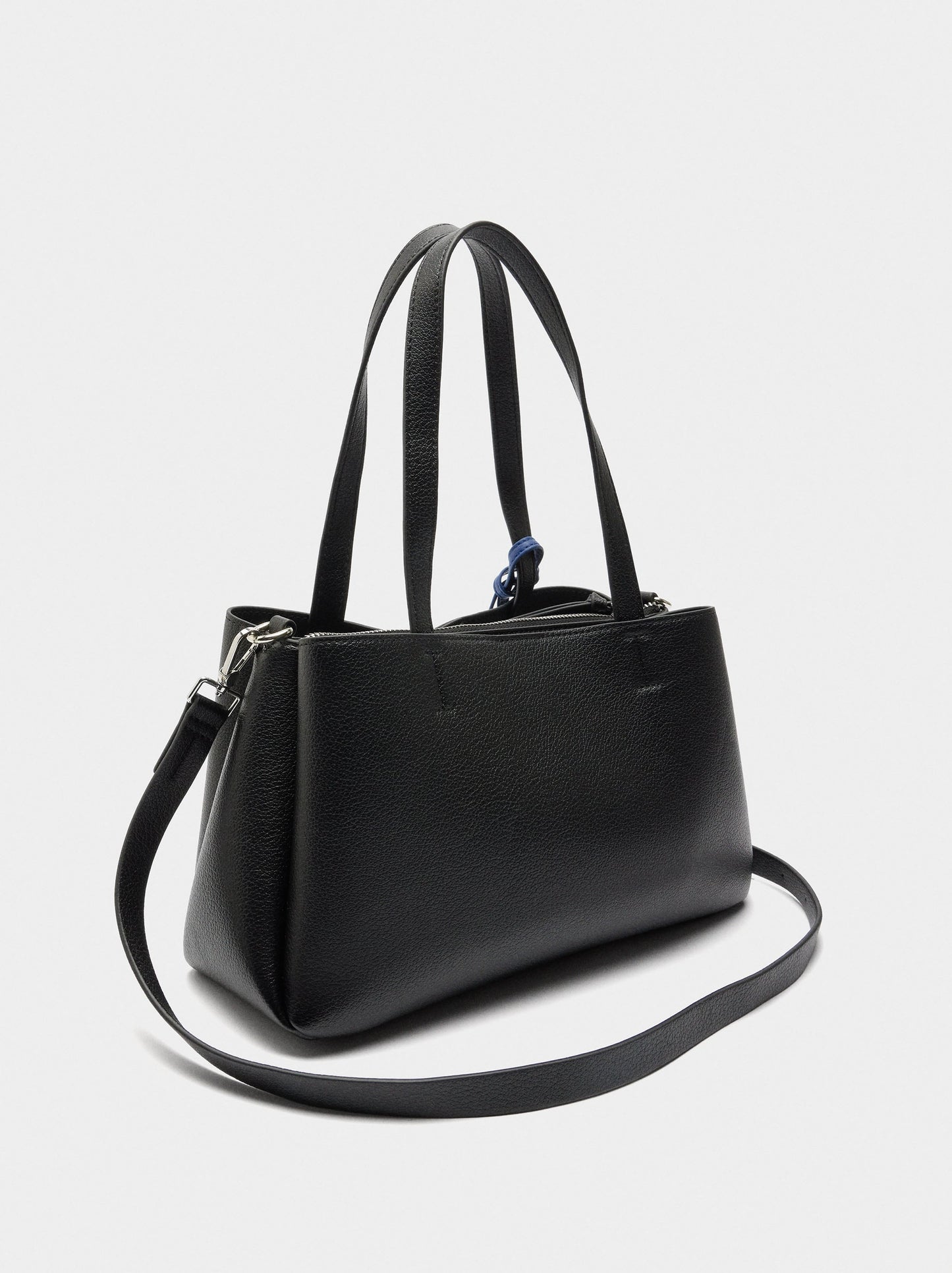 Plain Tote Bag With Pendant