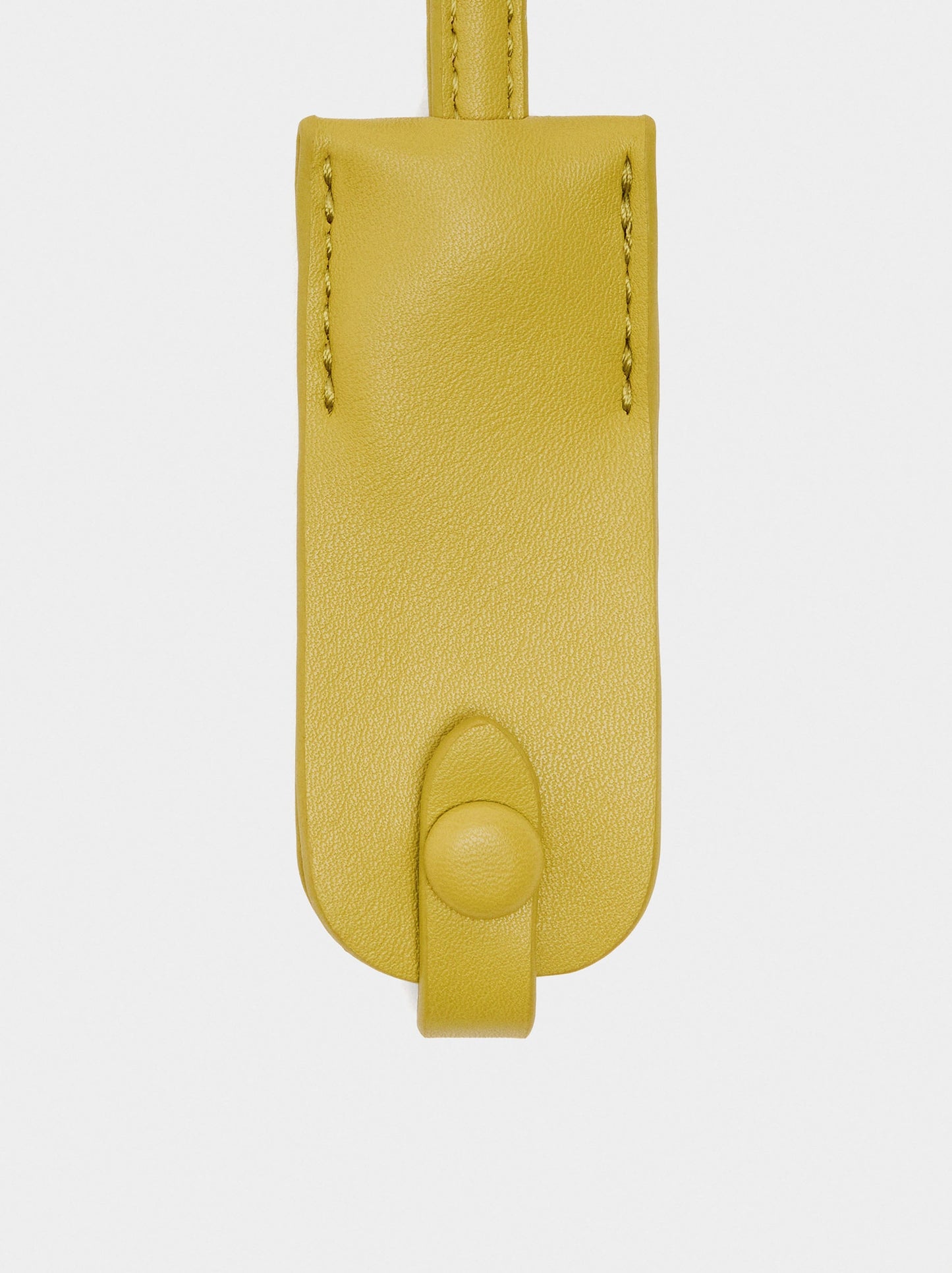 Plain Tote Bag With Pendant