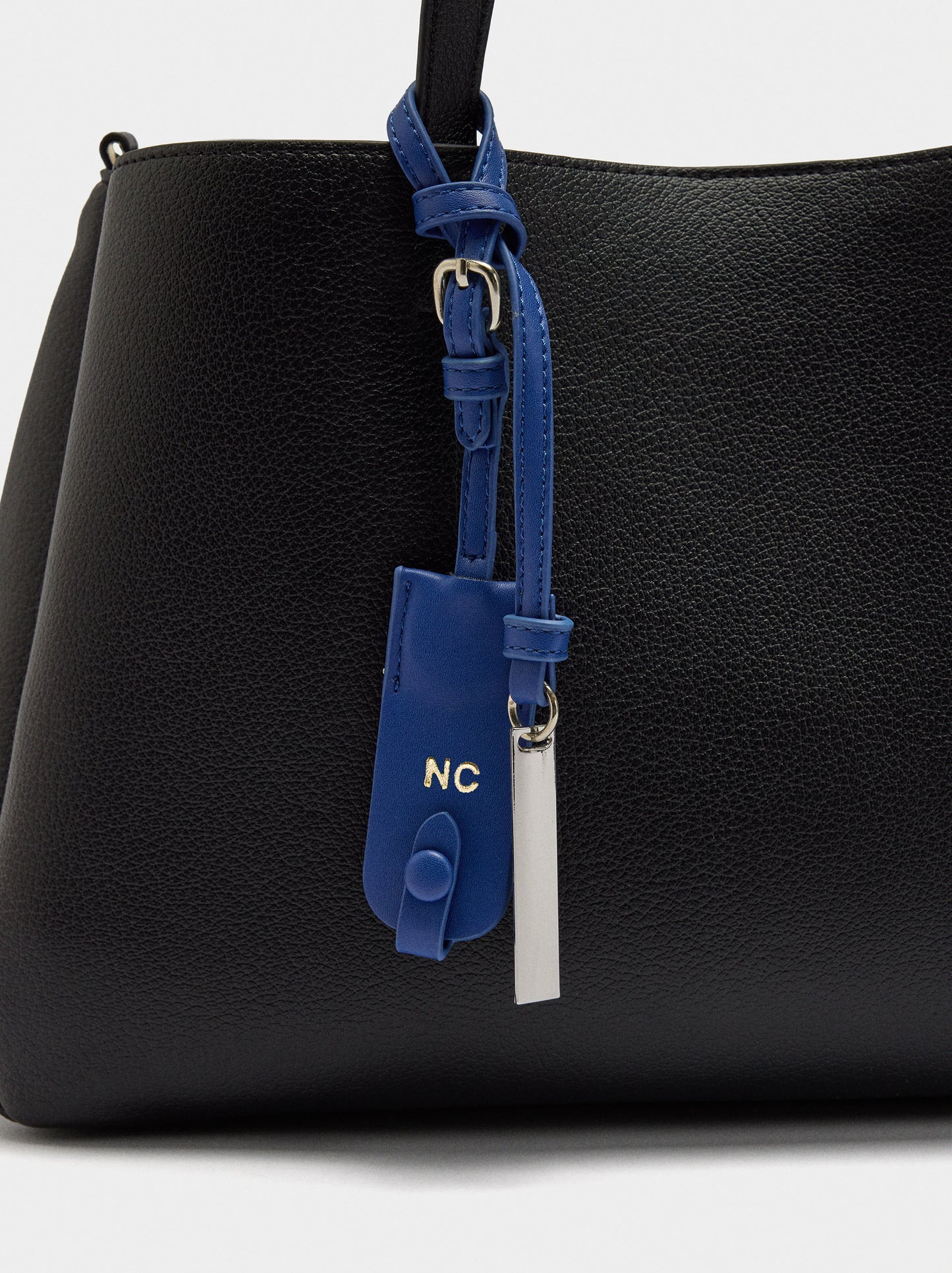 Plain Shopper Bag With Pendant