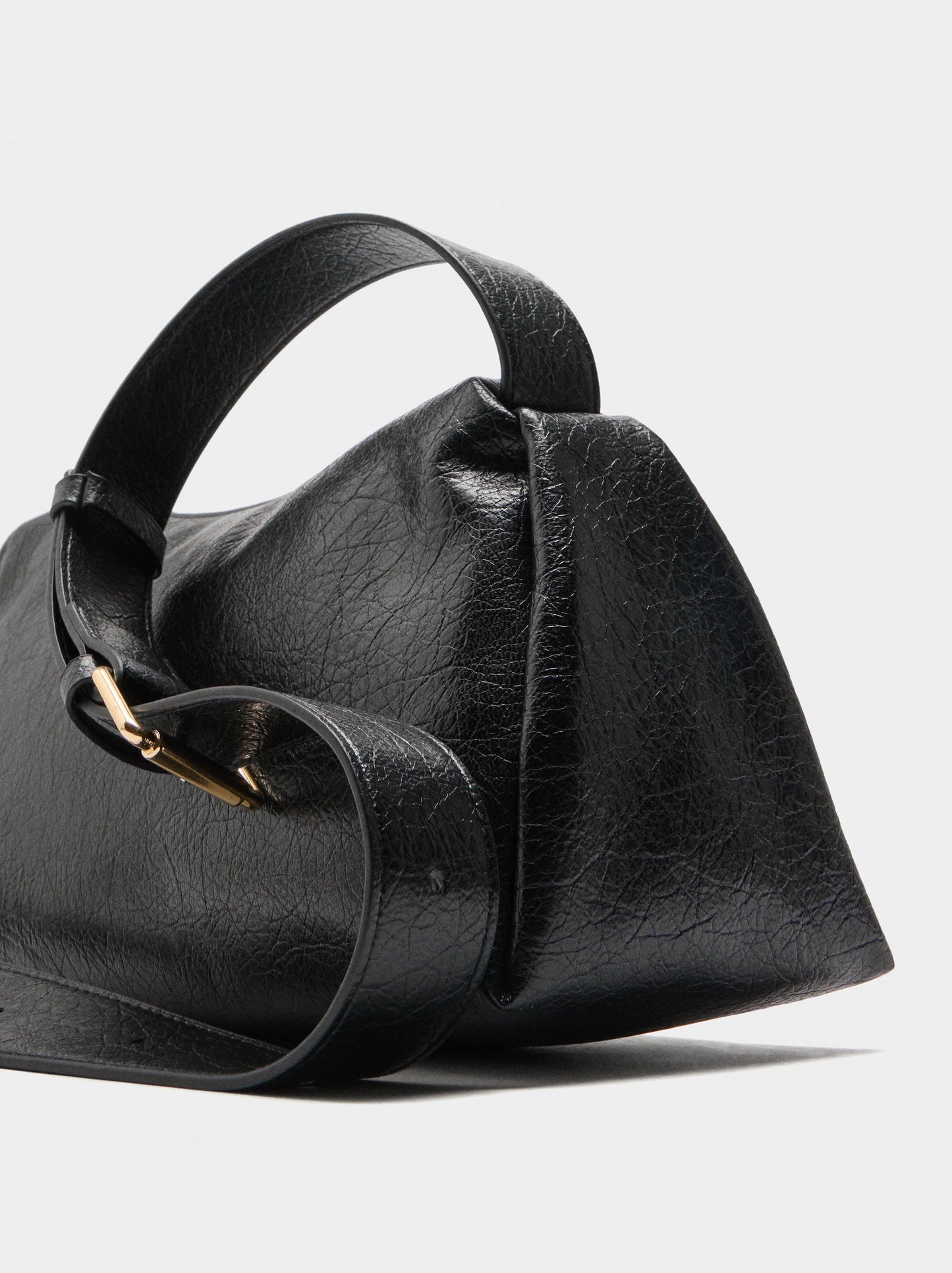 Crossbody Bag Cracked Effect