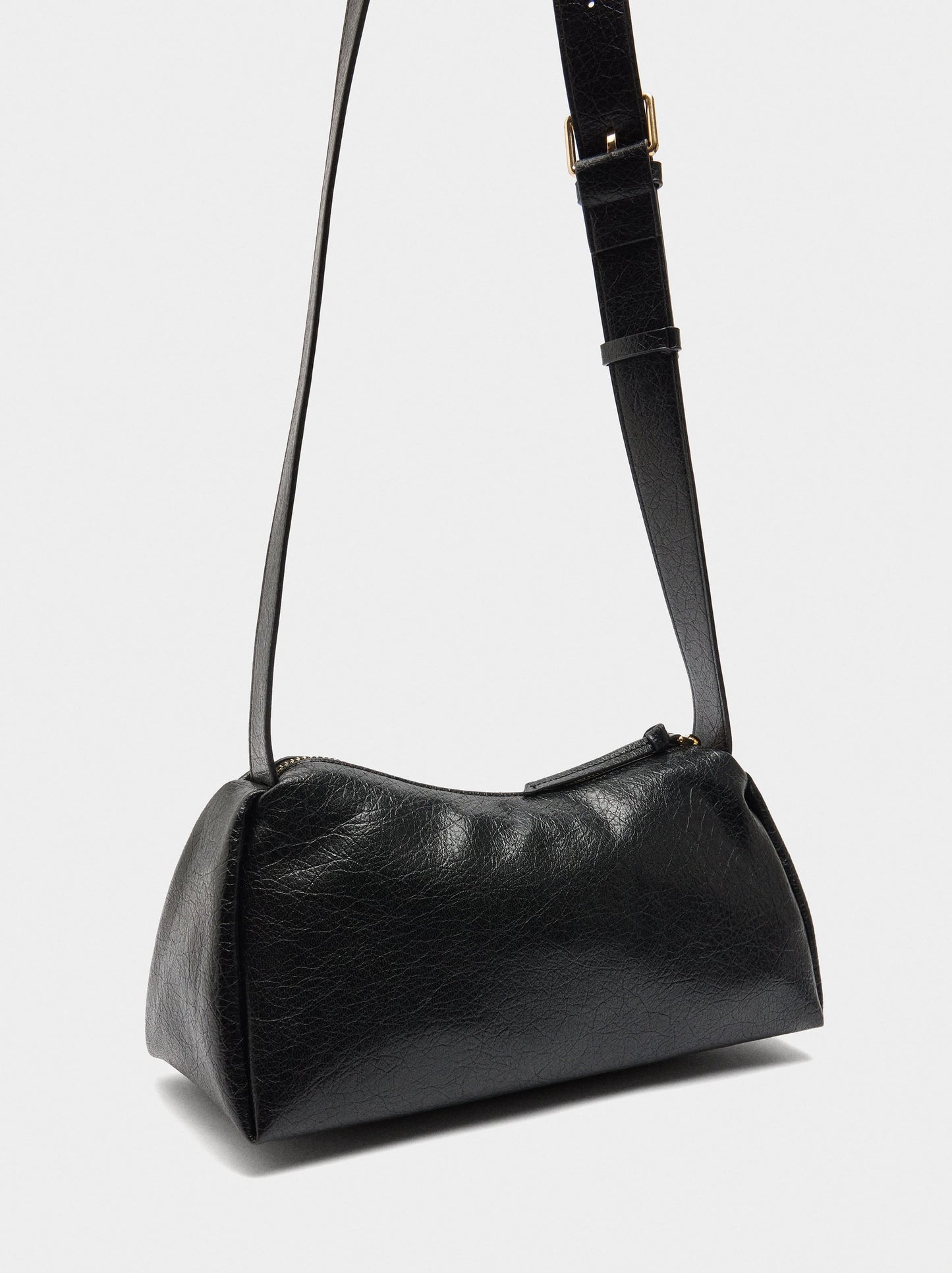 Crossbody Bag Cracked Effect