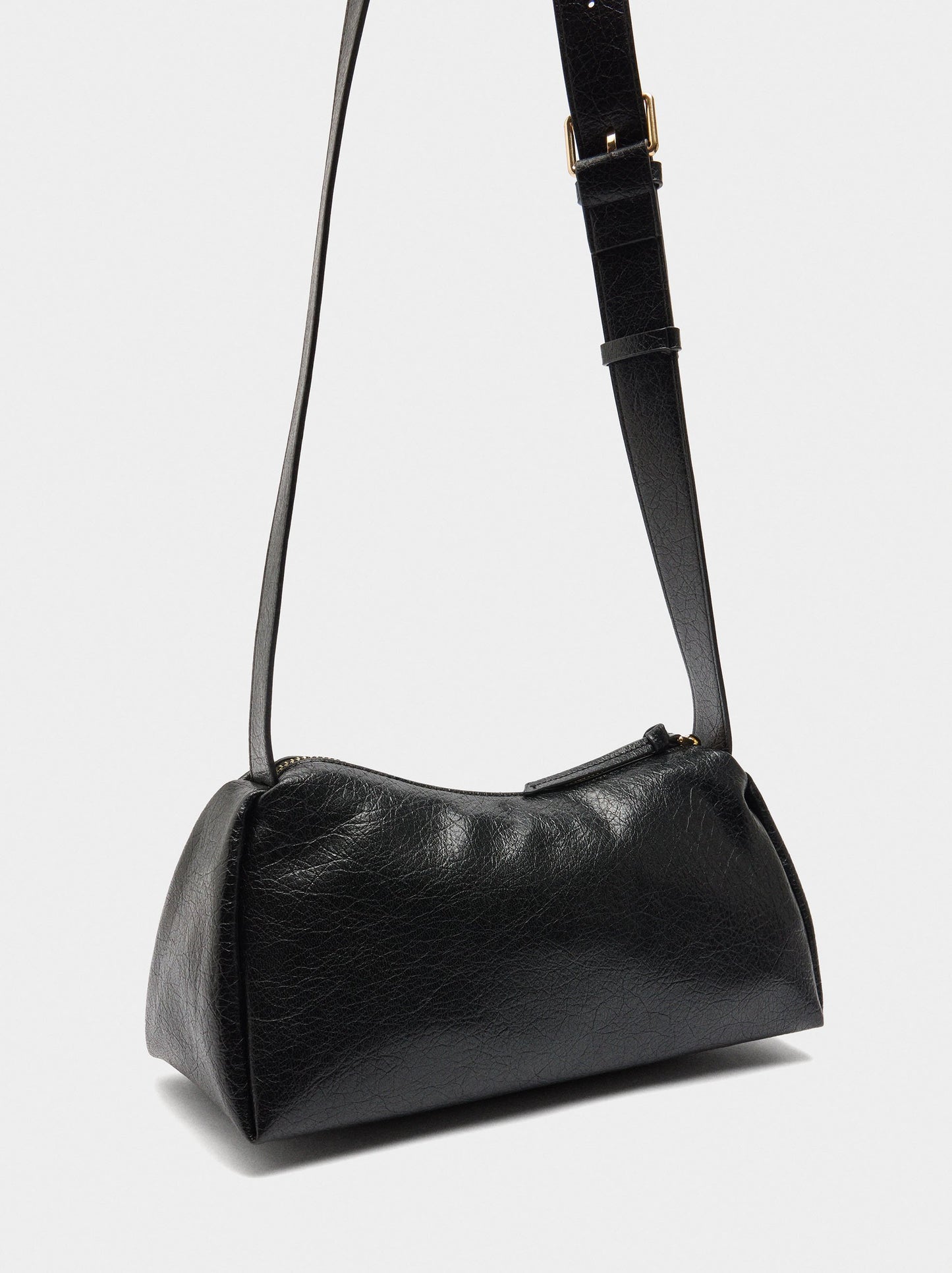 Crossbody Bag Cracked Effect