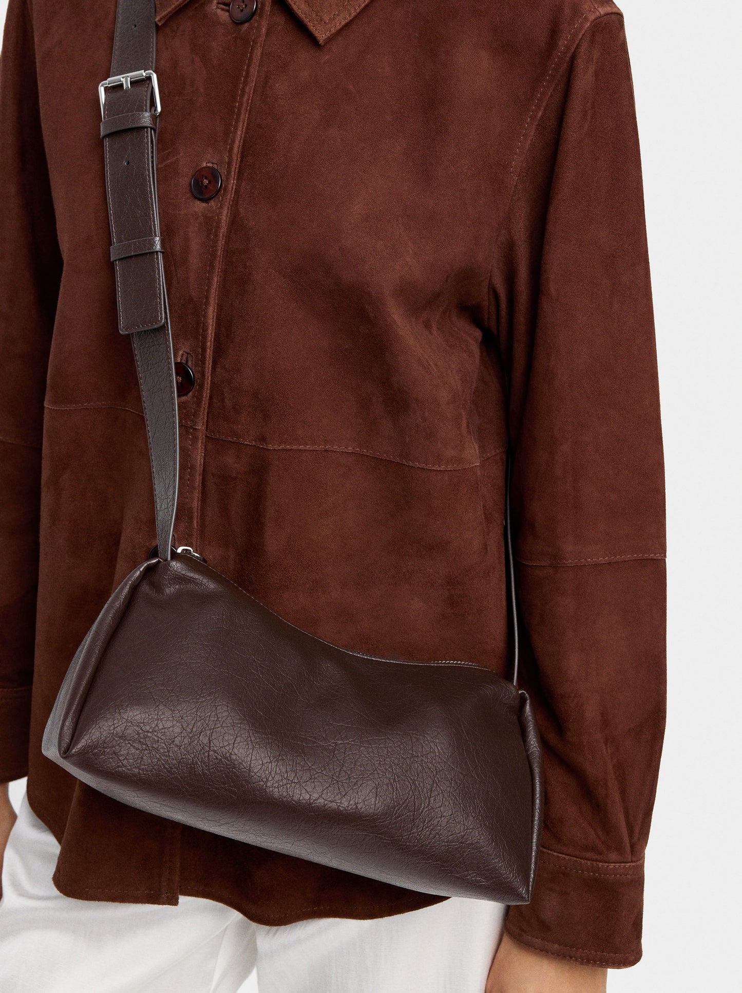 Crossbody Bag Cracked Effect