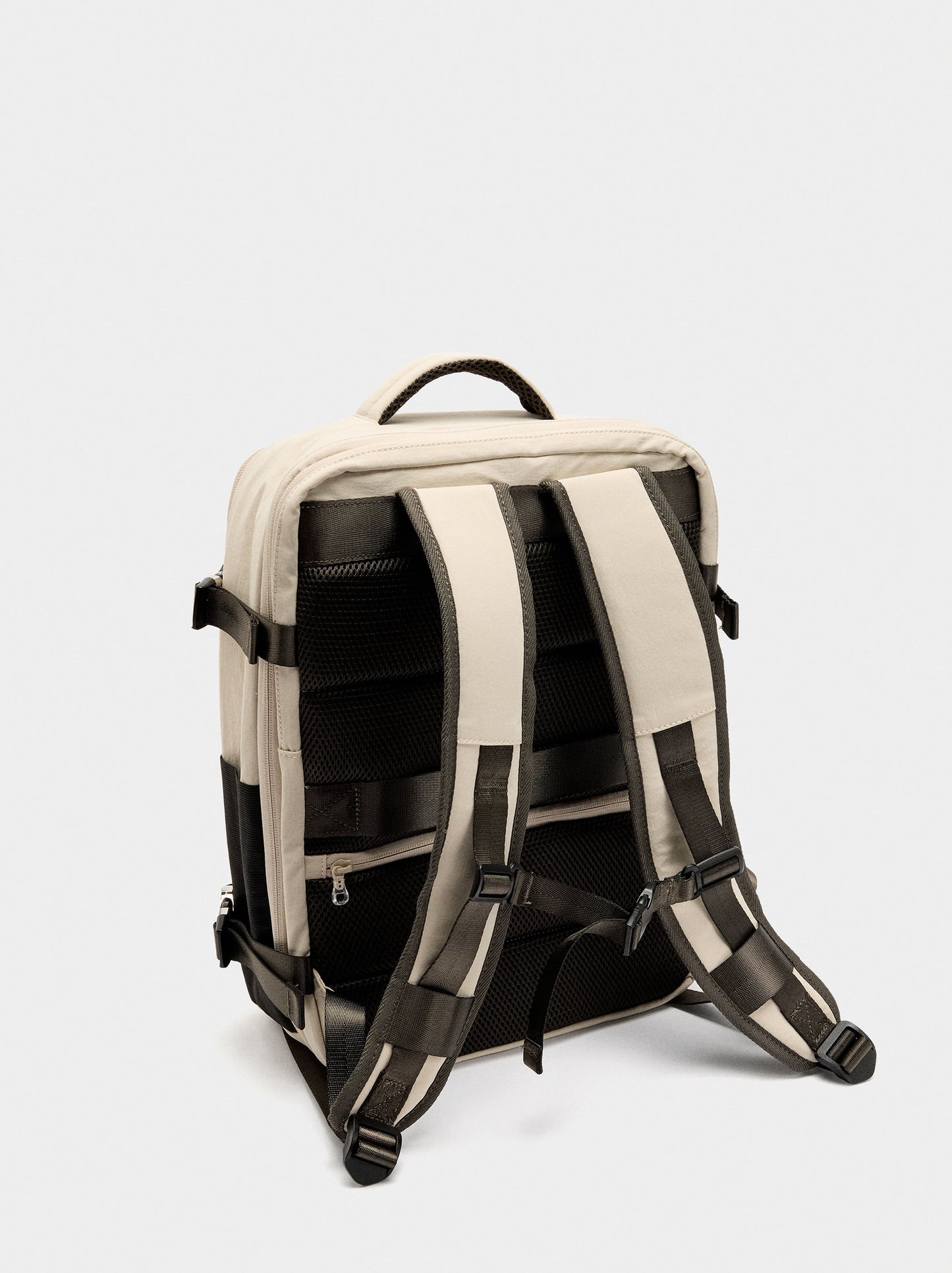 Extendable Nylon Cabin Backpack With Water-Repellent