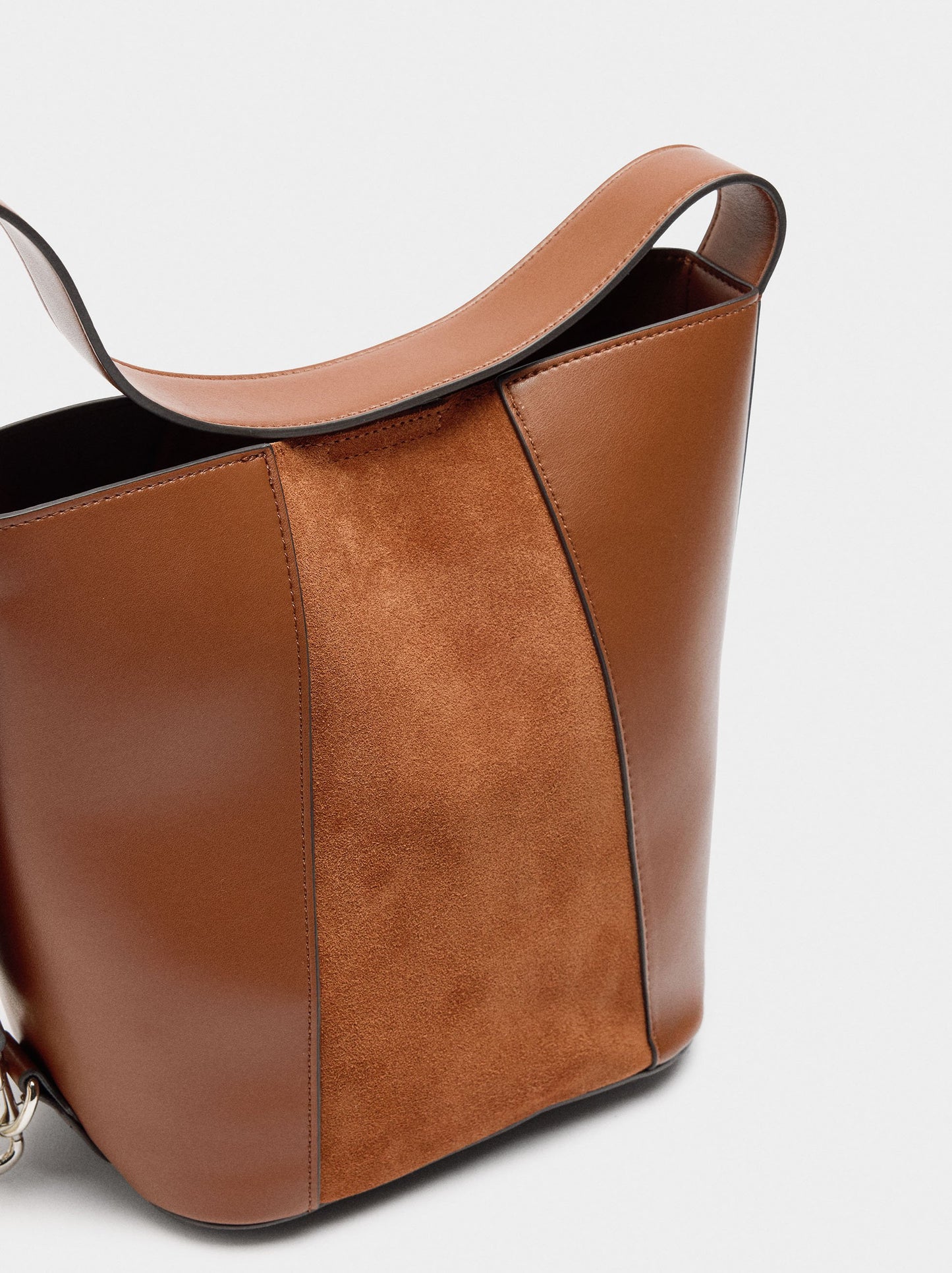 Bucket Bag With Leather Details