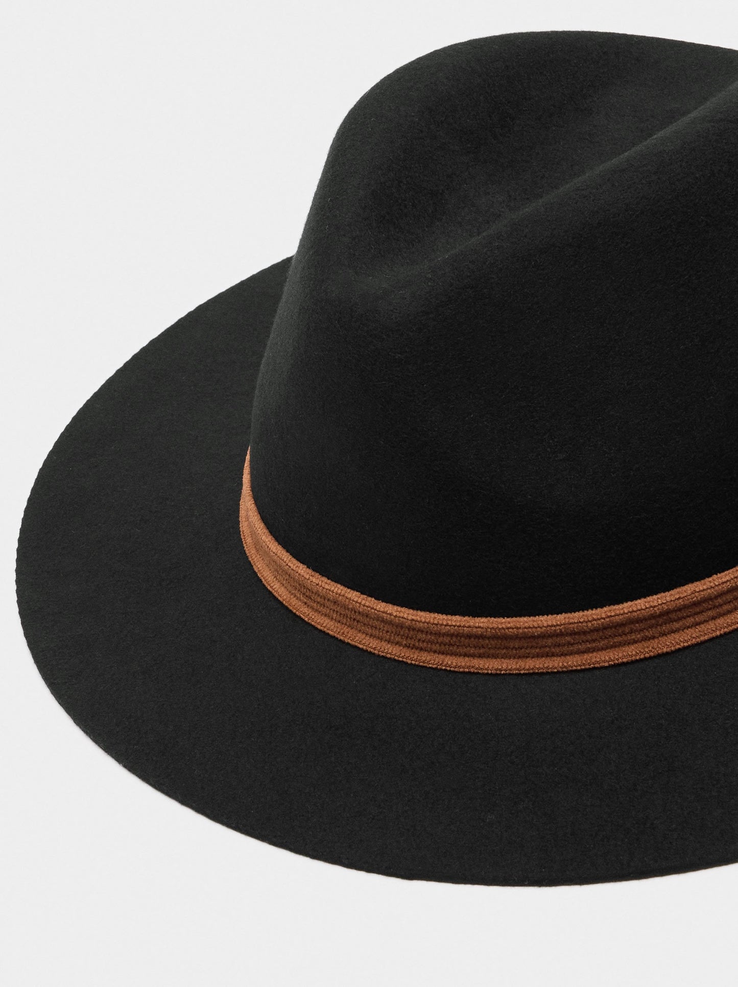 Wool Hat With Ribbon