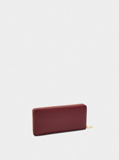 Wallet With Texture And Zipper Closure