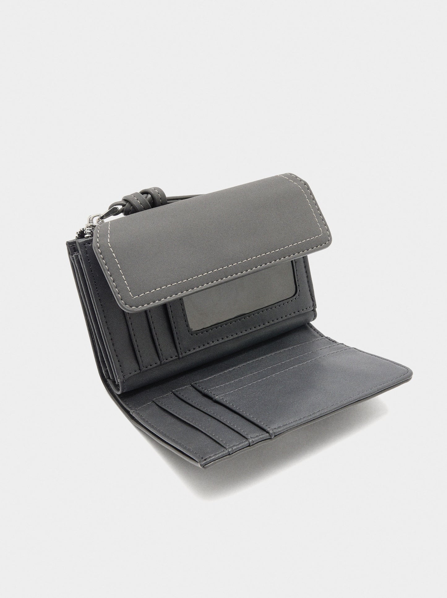 Plain Wallet With Flap