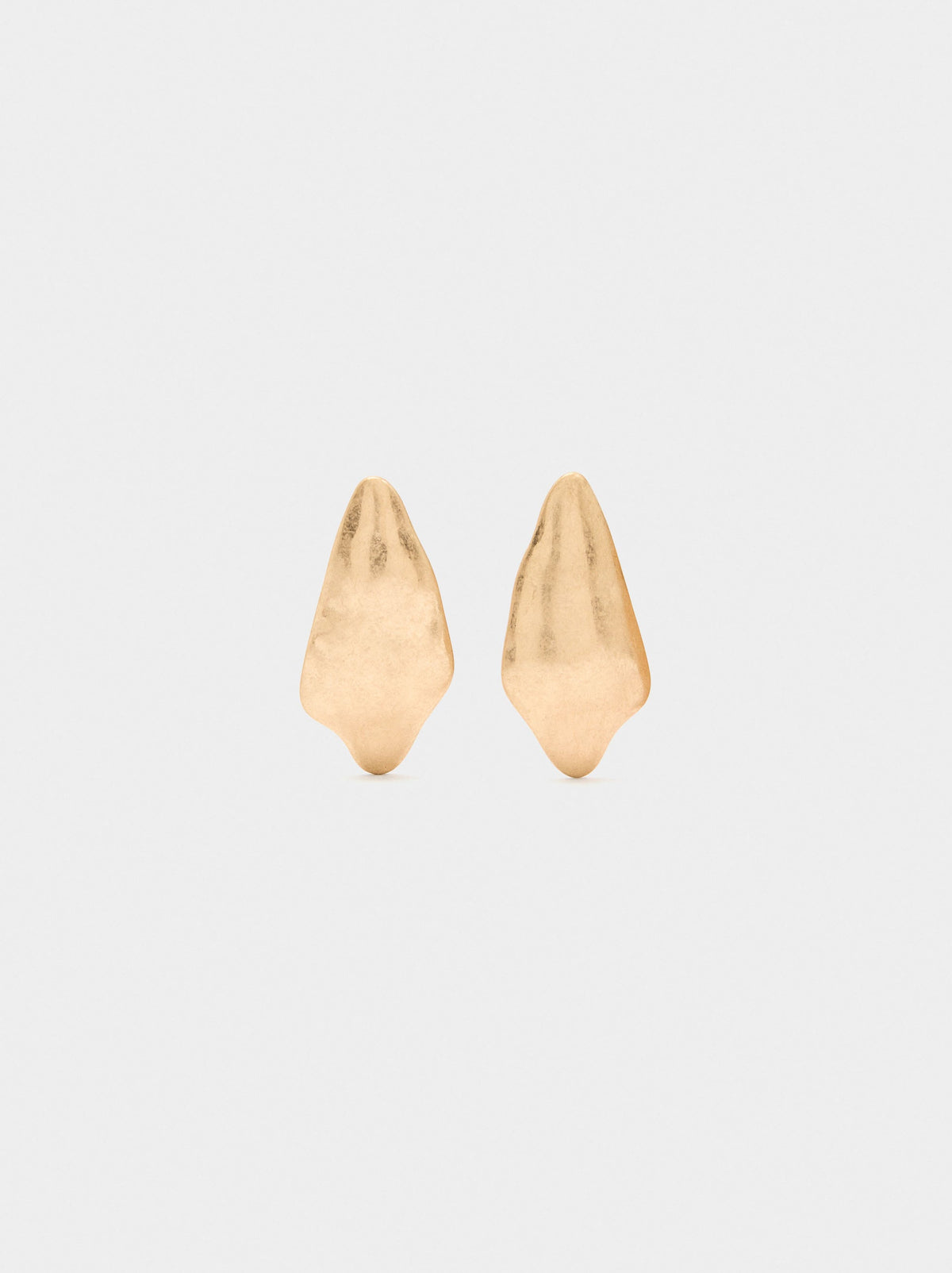 Diamond-Shaped Earrings With Embossed Detail