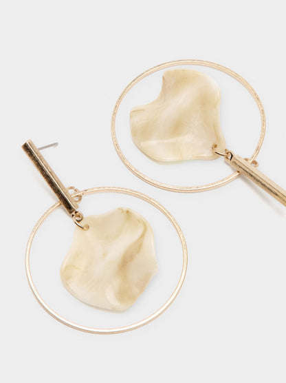 Hoop Earrings With Petal