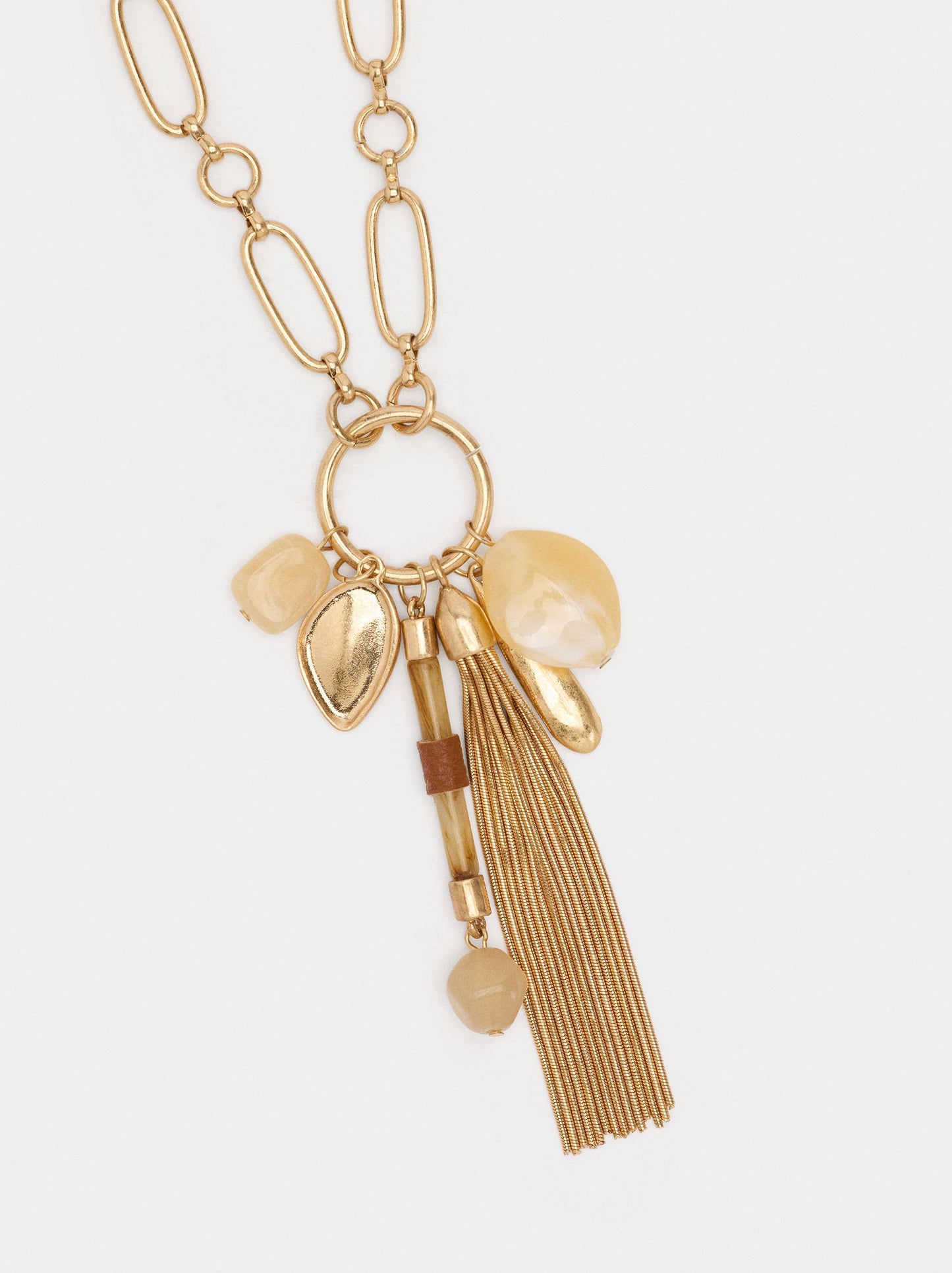 Pendant Links Necklace With Fringes