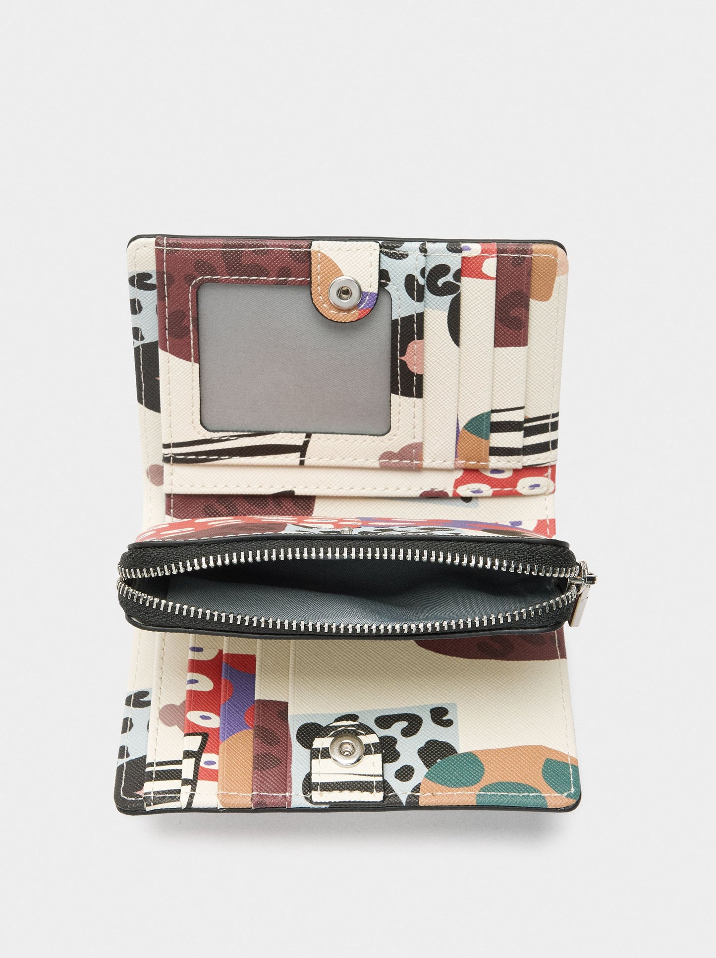 Wallet With Printed Texture