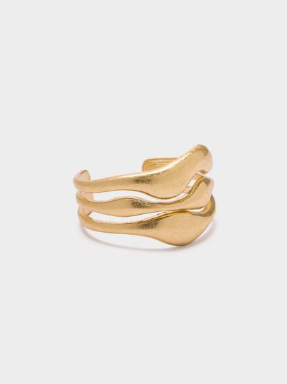 Rigid Bracelet With Waves