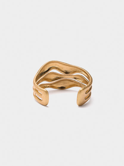 Rigid Bracelet With Waves