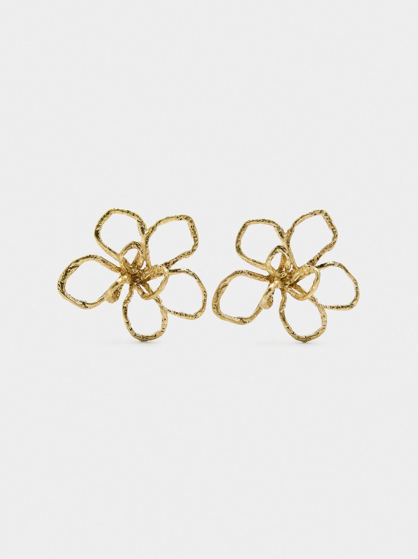 Earrings With Irregular Flower