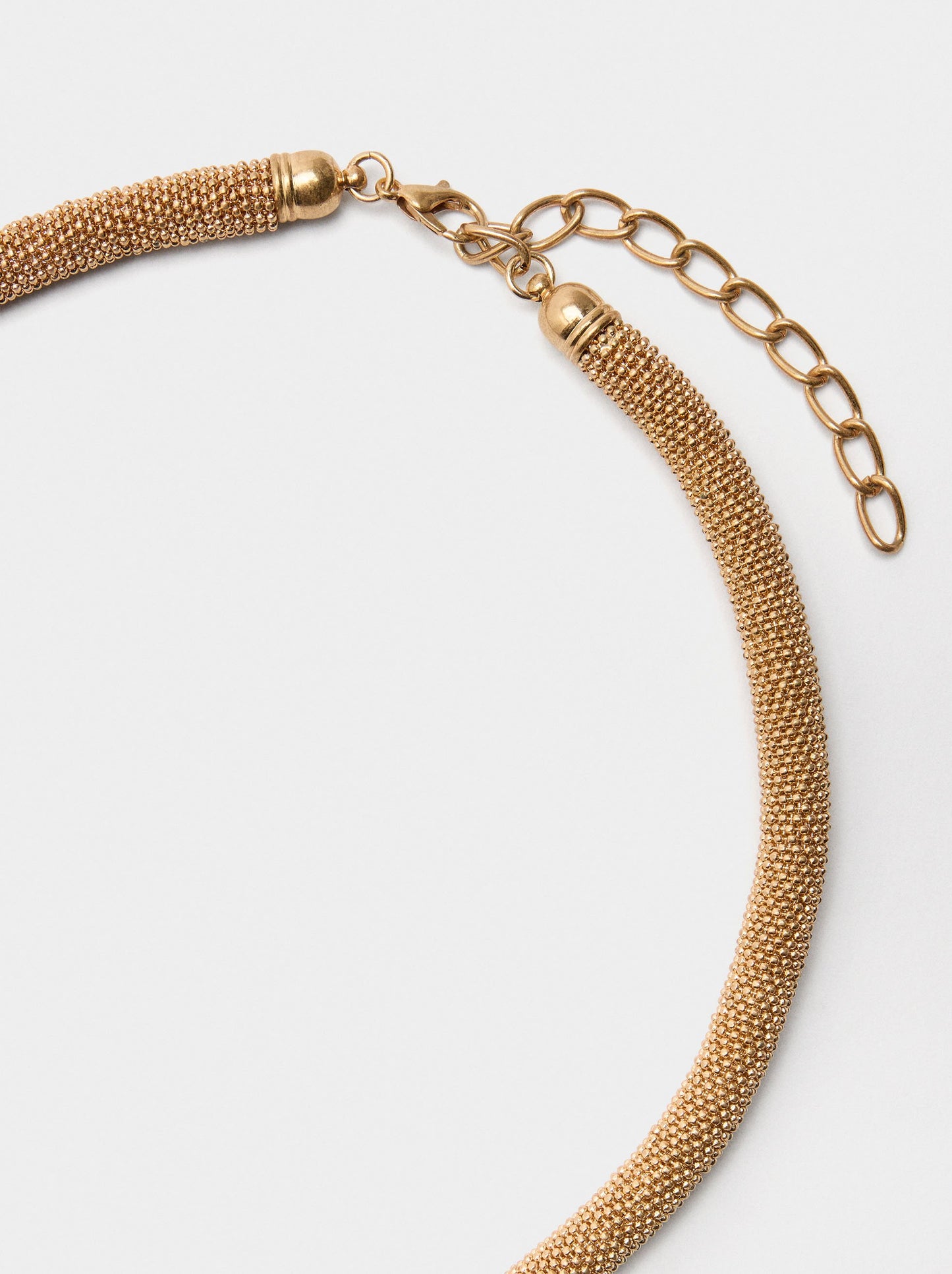 Long Tubular Necklace With Fringes