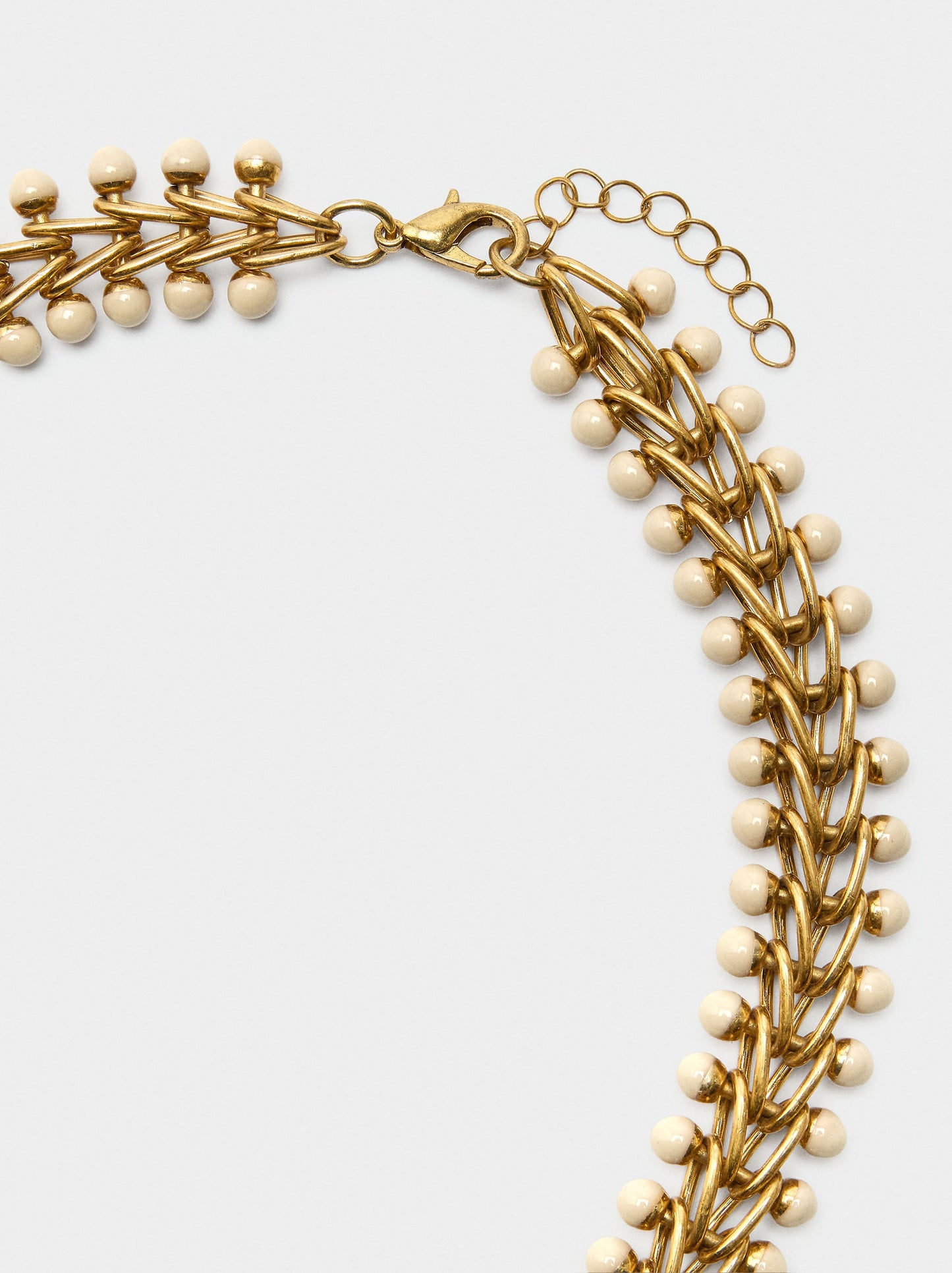 Necklace Of Intertwined Links Spheres With Enamel