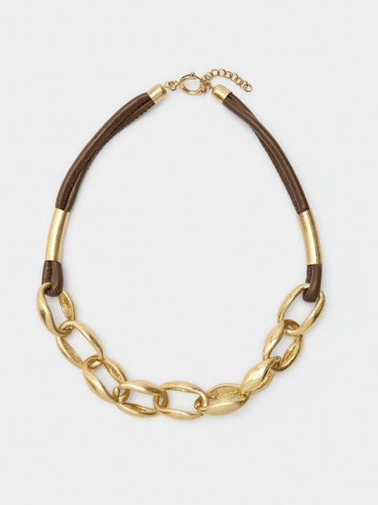 Short Necklace Of Links With Cord