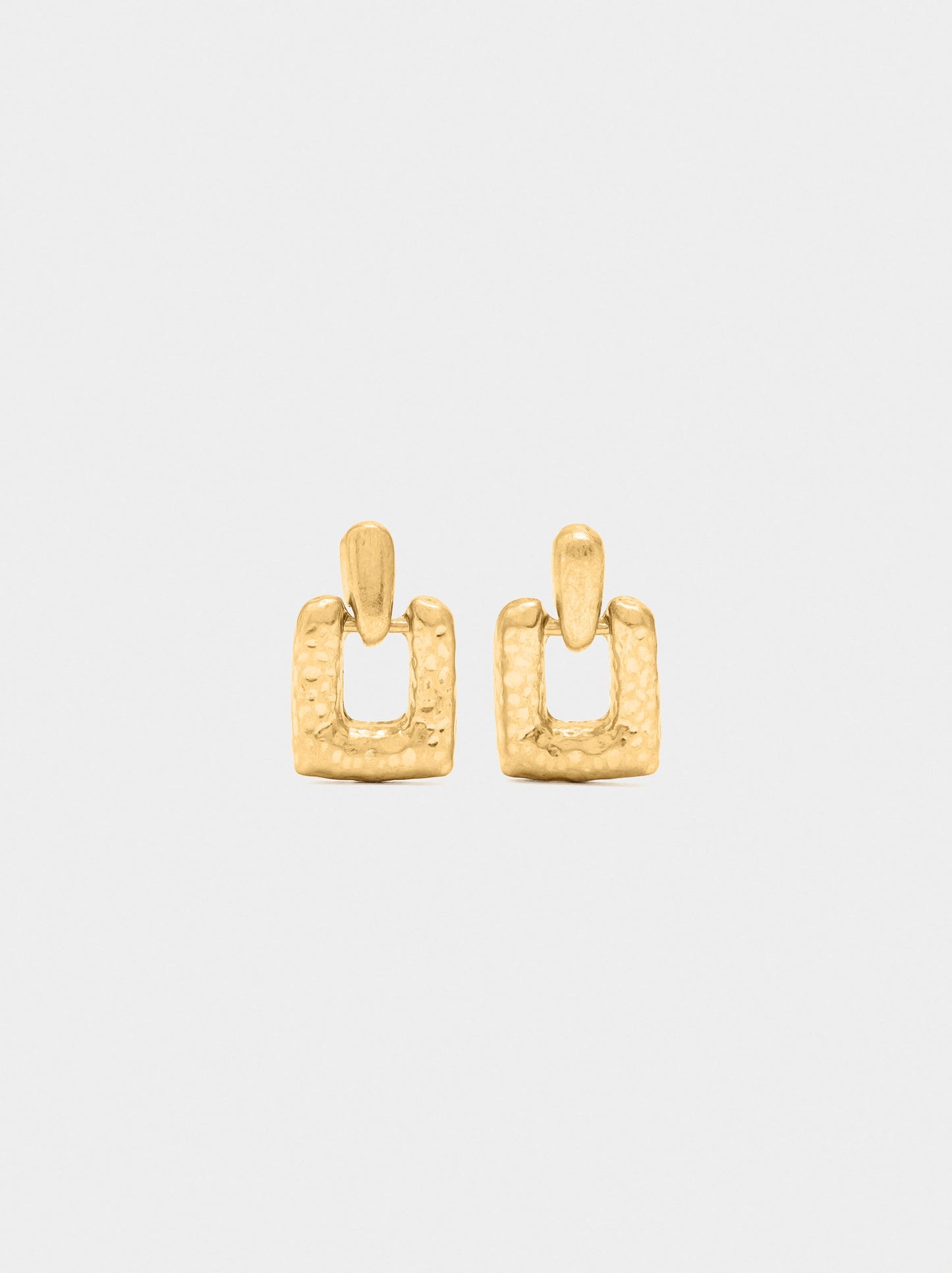 Short Earrings With Squares
