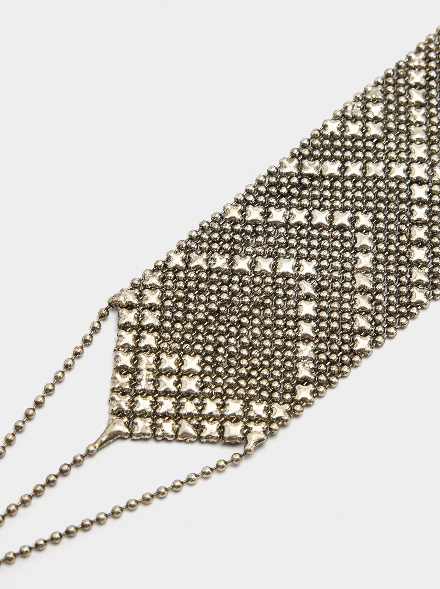 Metallic Choker With Mini Spheres