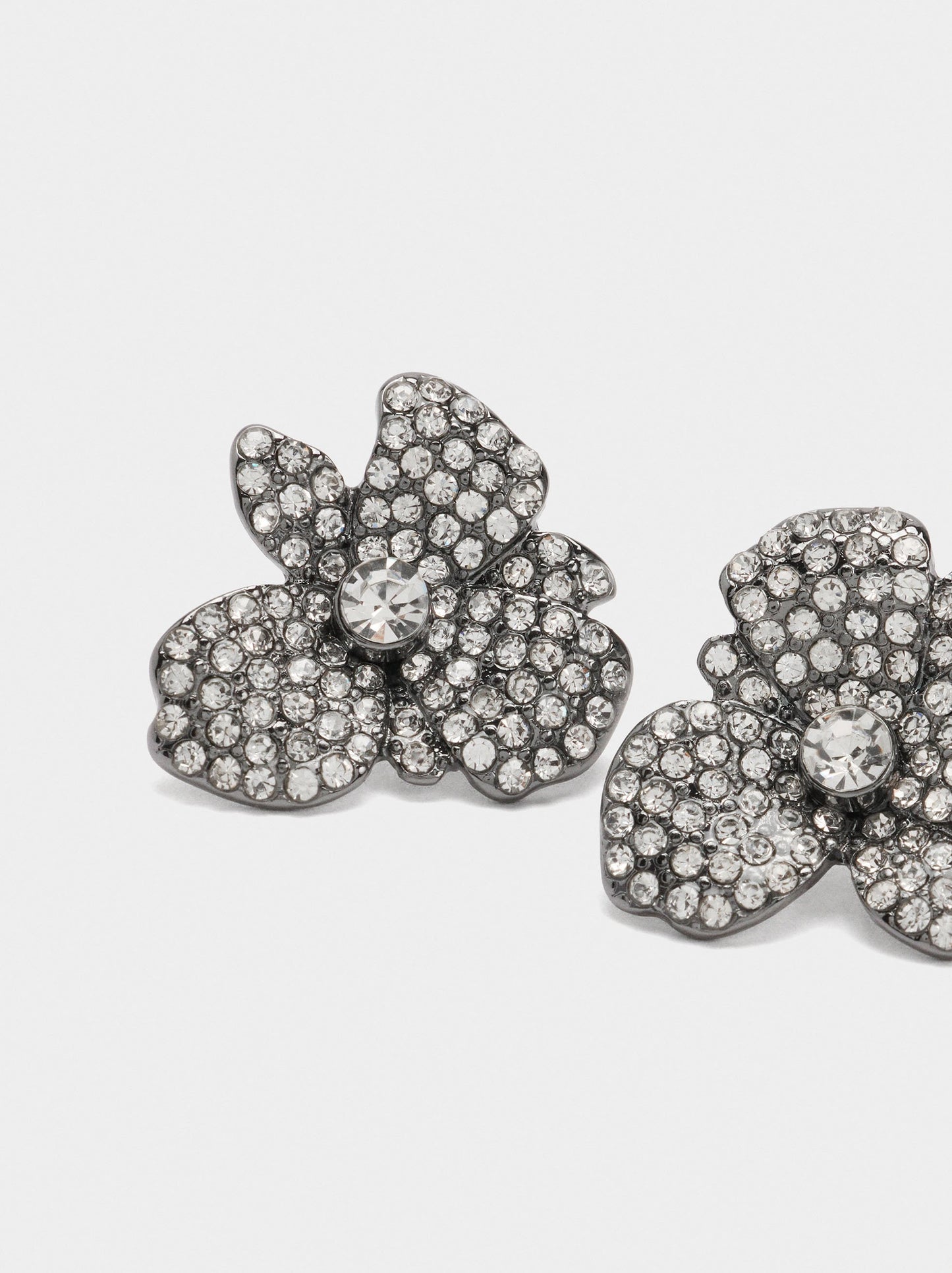 Flower Earrings With Crystals