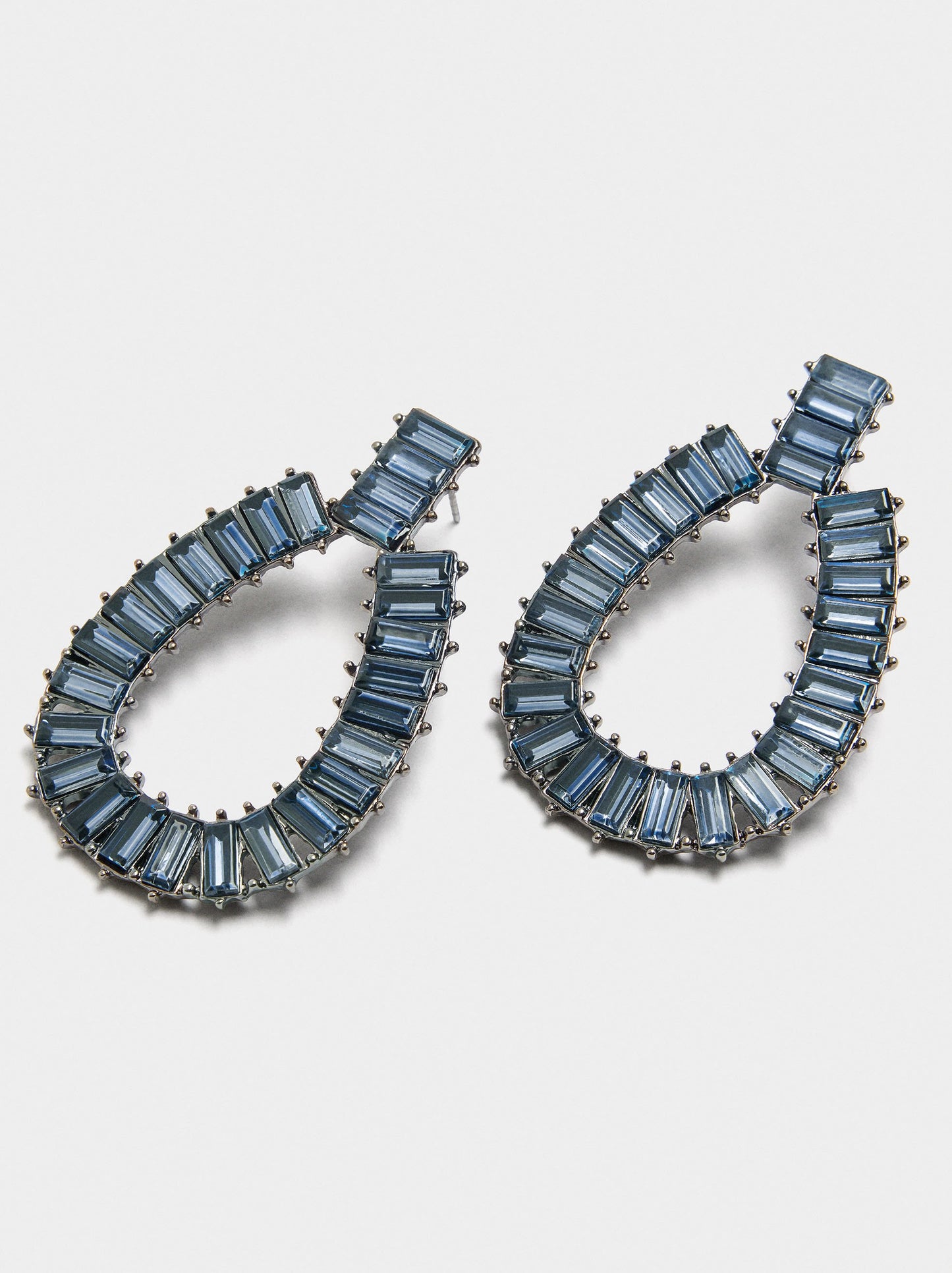 Maxi Oval Earrings With Crystals