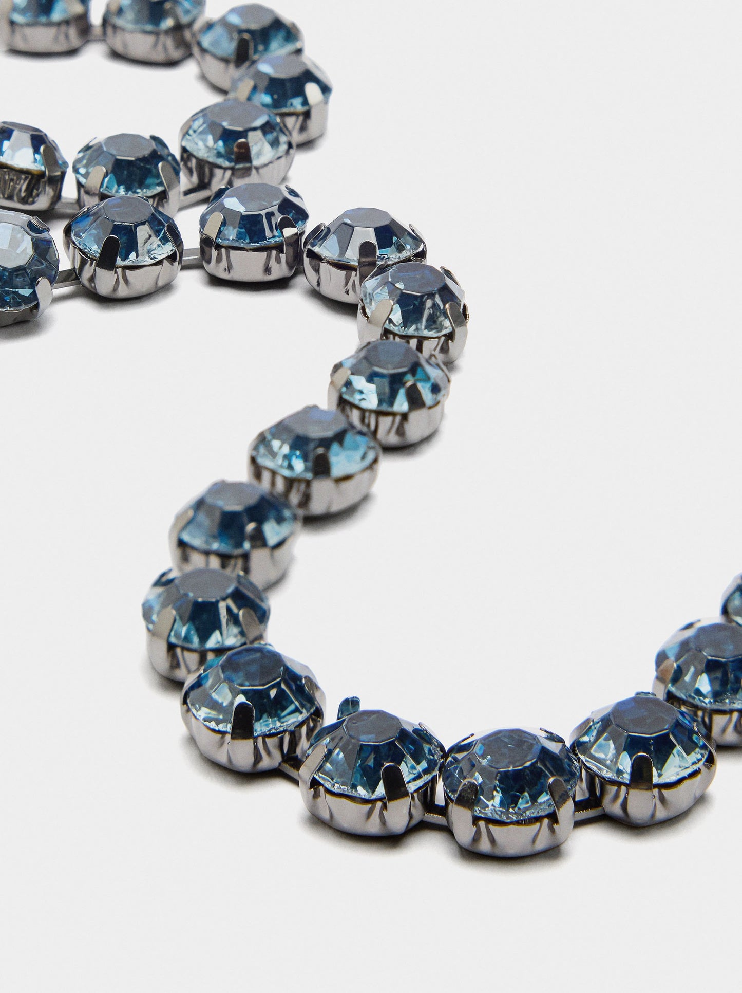 Short Necklace With Crystals