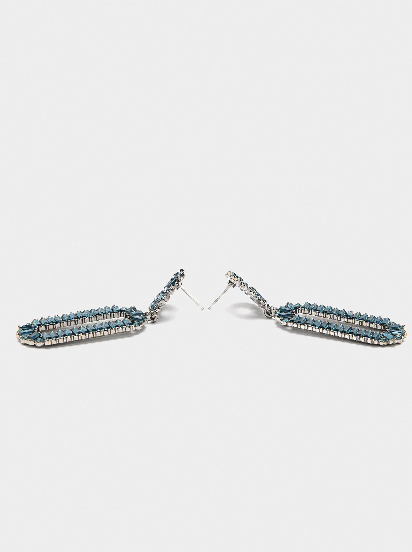 Maxi Elongated Earrings With Crystals