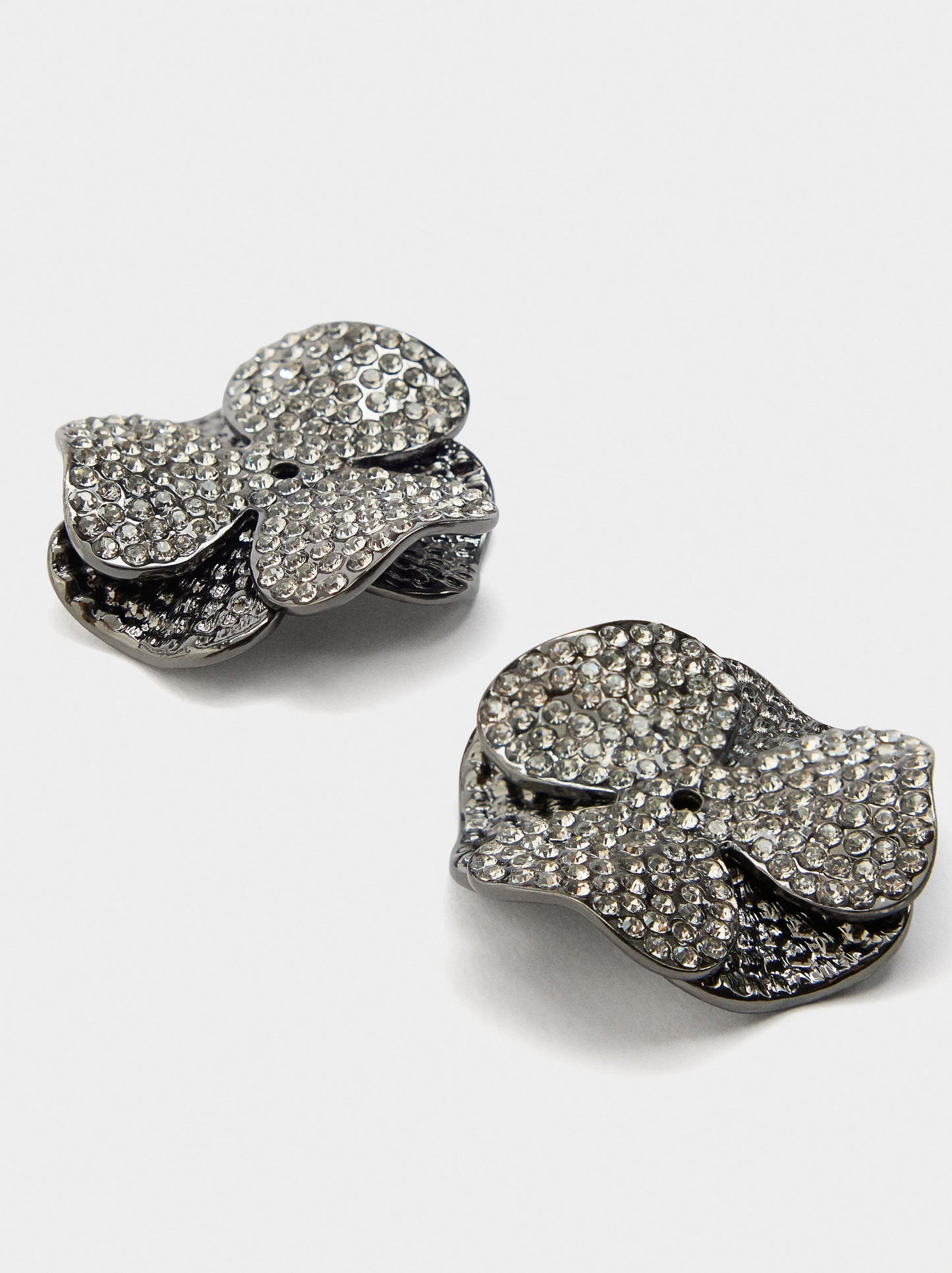 Maxi Open Hoop Earrings With Flower And Crystals